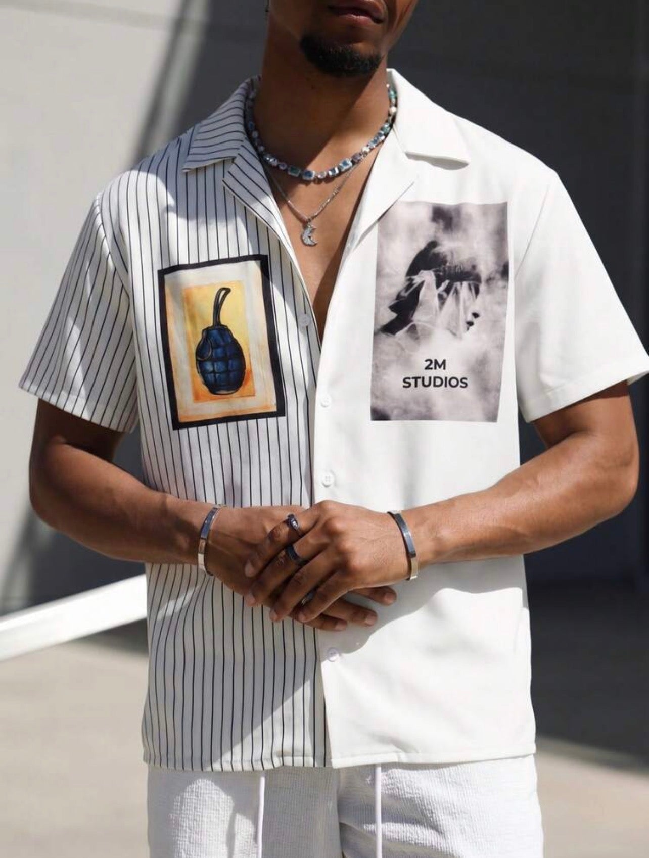 Men’s Two-Tone Striped Camp Collar Short Sleeve Shirt – Oversized Graphic Streetwear Top