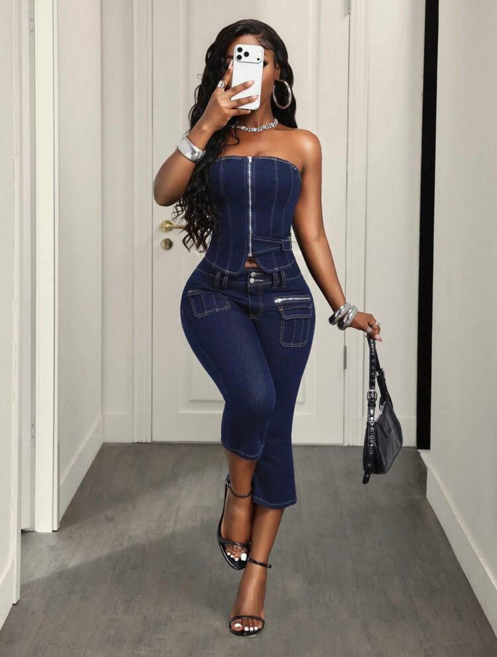 Women’s Skinny 7/8 Length Denim Pants with Pockets & Button Detail