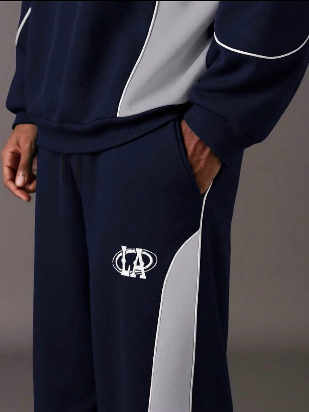 Men’s Contrast Color Long Sleeve Sweatshirt & Sweatpants Two-Piece Set – Casual Cozy Outfit