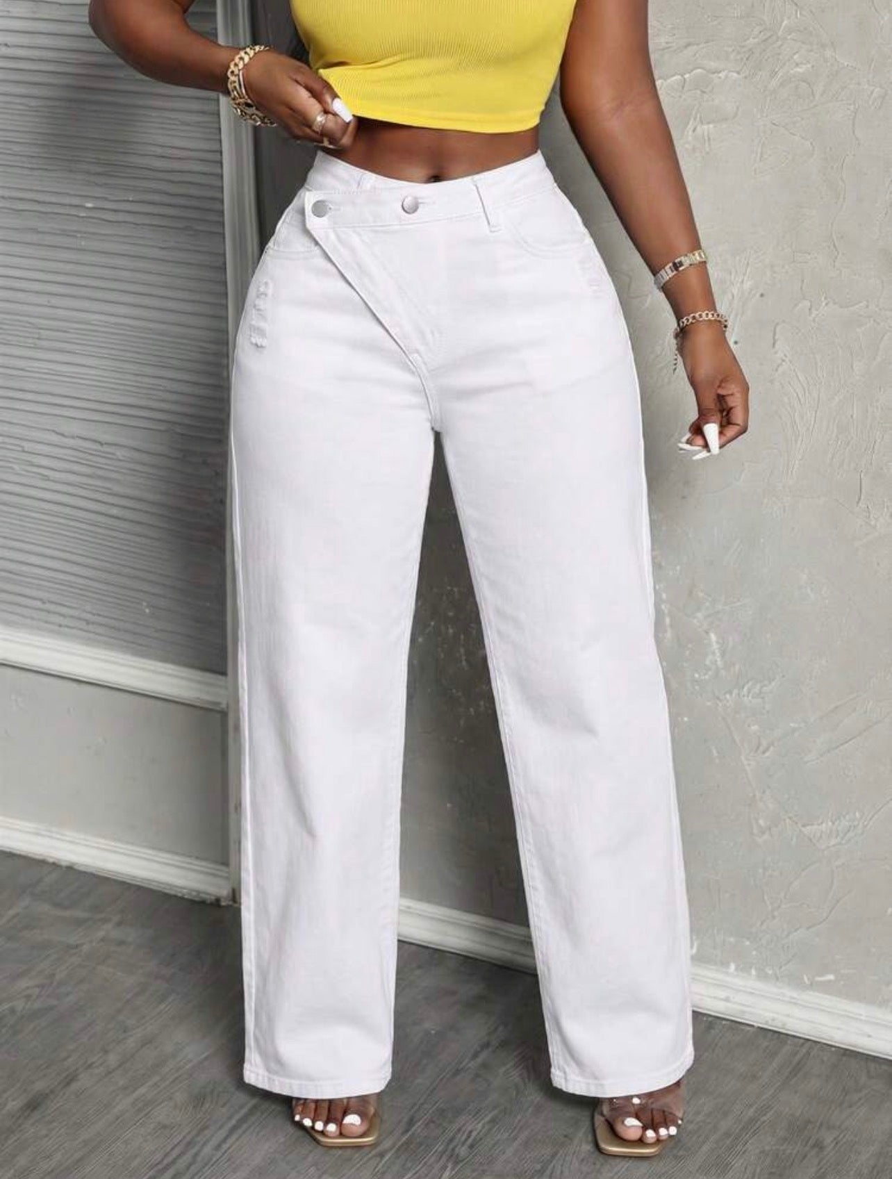 Women’s Simple Casual Denim Jeans – Everyday Straight Fit Pants