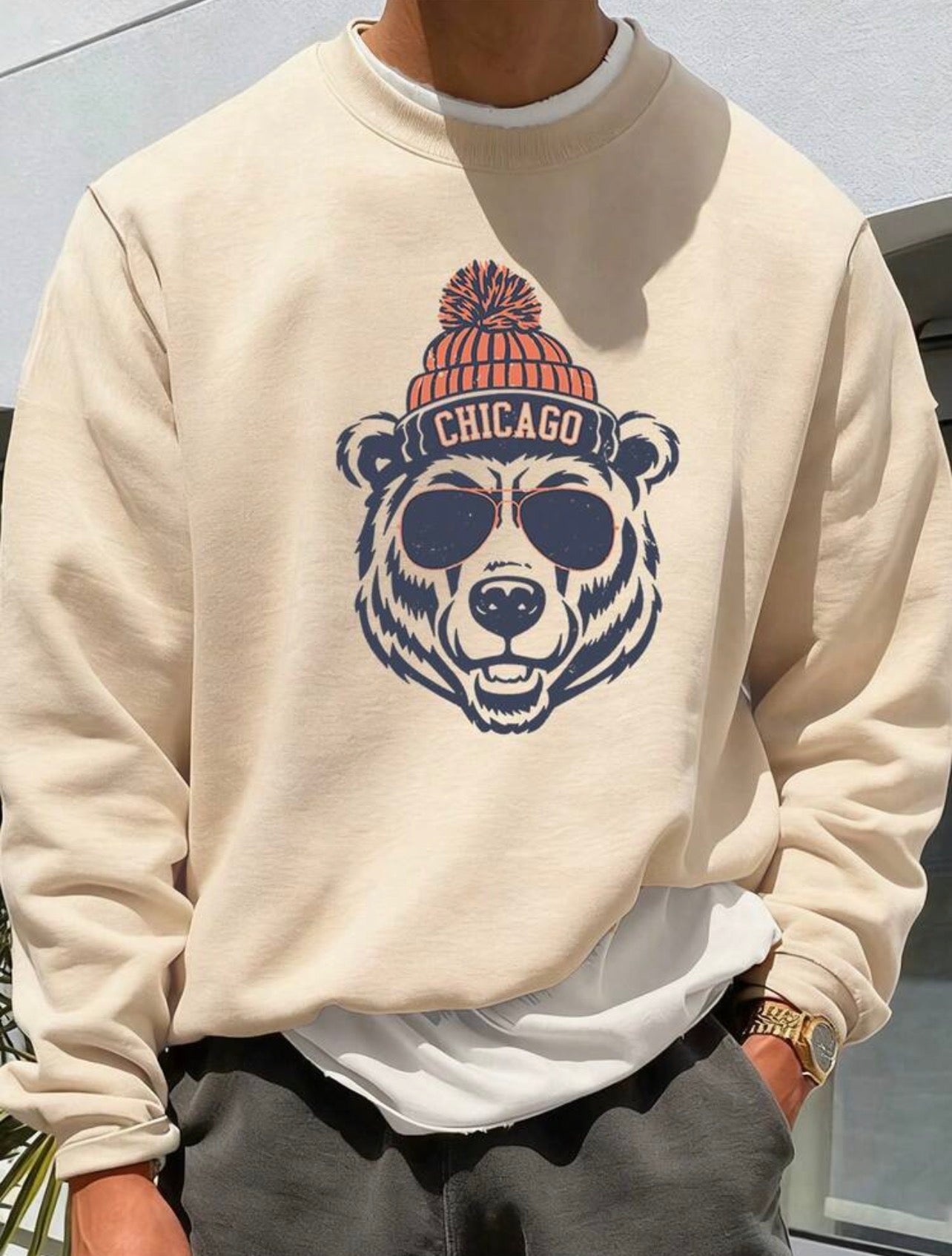 Men’s Bear Head Print Round Neck Sweatshirt – Loose Fit Casual Pullover