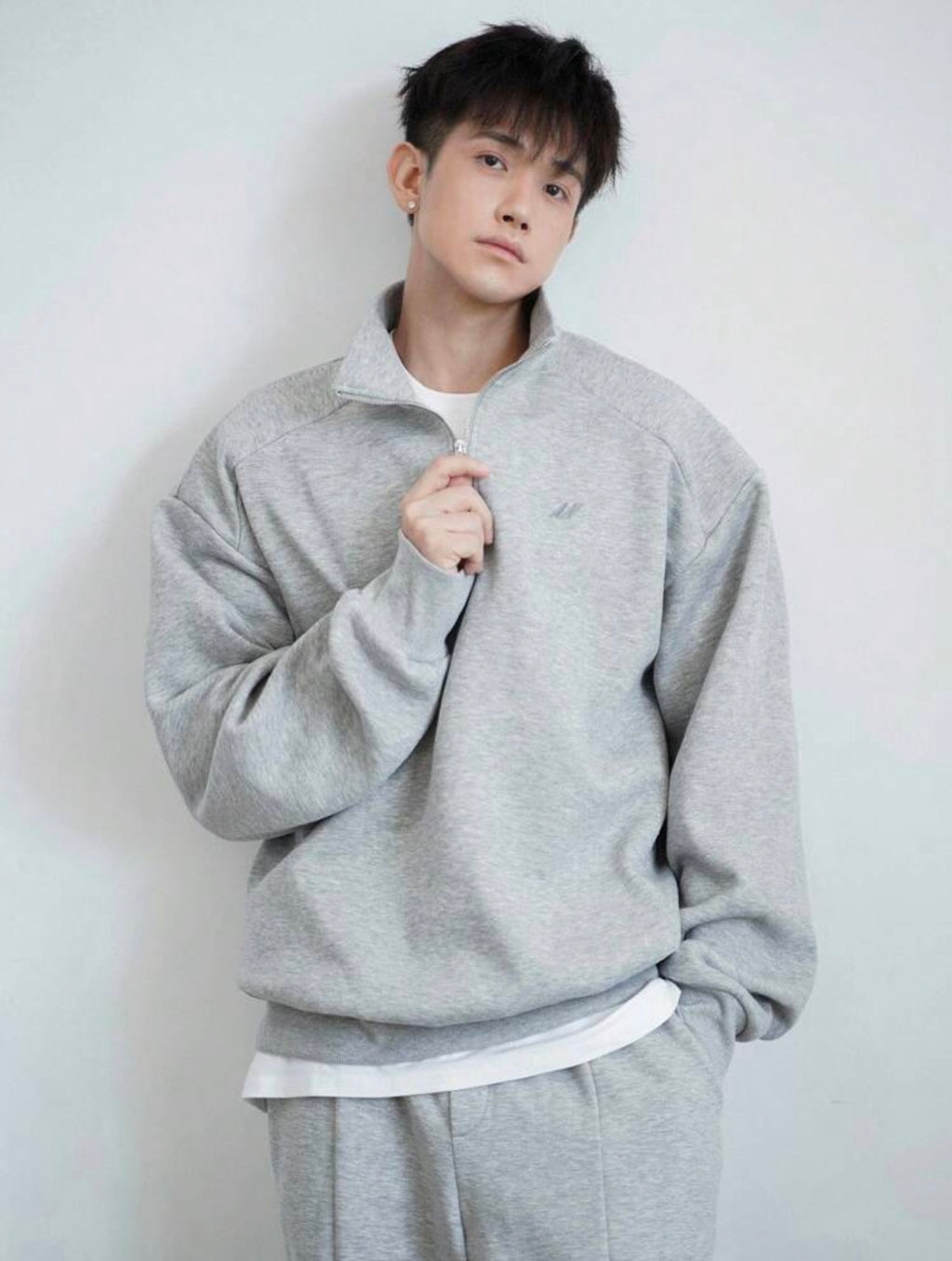 Men’s Solid Color Zip Pullover & Loose Sweatpants Two-Piece Tracksuit Set – Casual Autumn Outfit