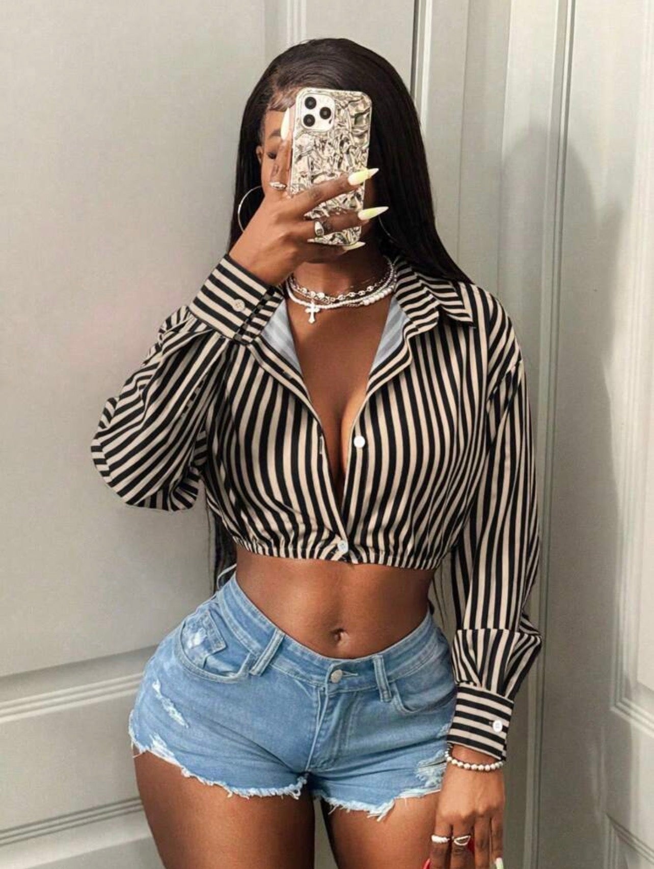 Women’s Striped Single-Breasted Cropped Long Sleeve Shirt – Casual Fashion Top