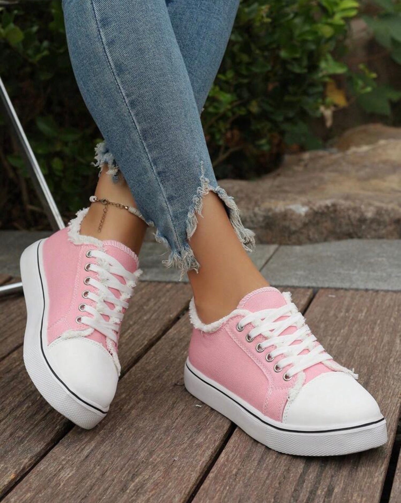 Women’s Round Toe Lace-Up Canvas Sneakers with Frayed Detail for Everyday Casual Wear