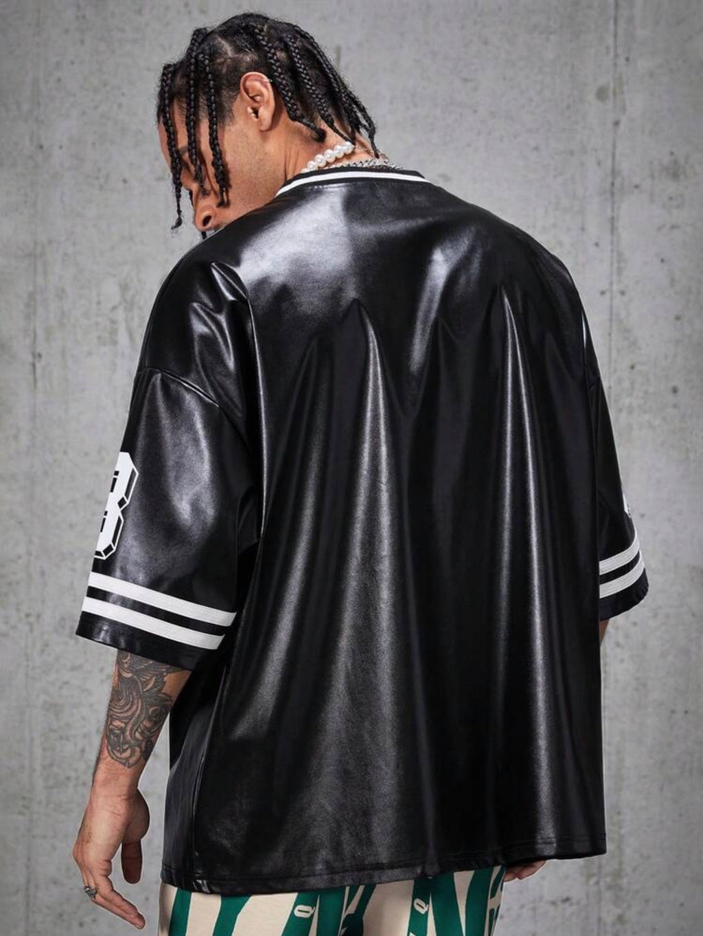 Men’s Loose Fit V-Neck Numeric Print Basketball Jersey Style Short Sleeve T-Shirt – Streetwear Top
