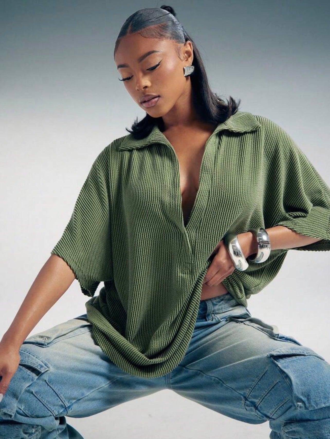 Women’s Plunge Neck Collared Oversized Short Sleeve Top – Casual Fashion Wear