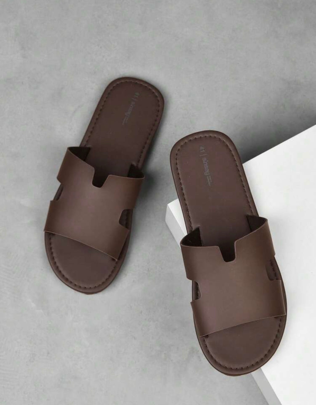 Men’s Solid Color Open-Toe Non-Slip Casual Slippers for Indoor & Outdoor Wear