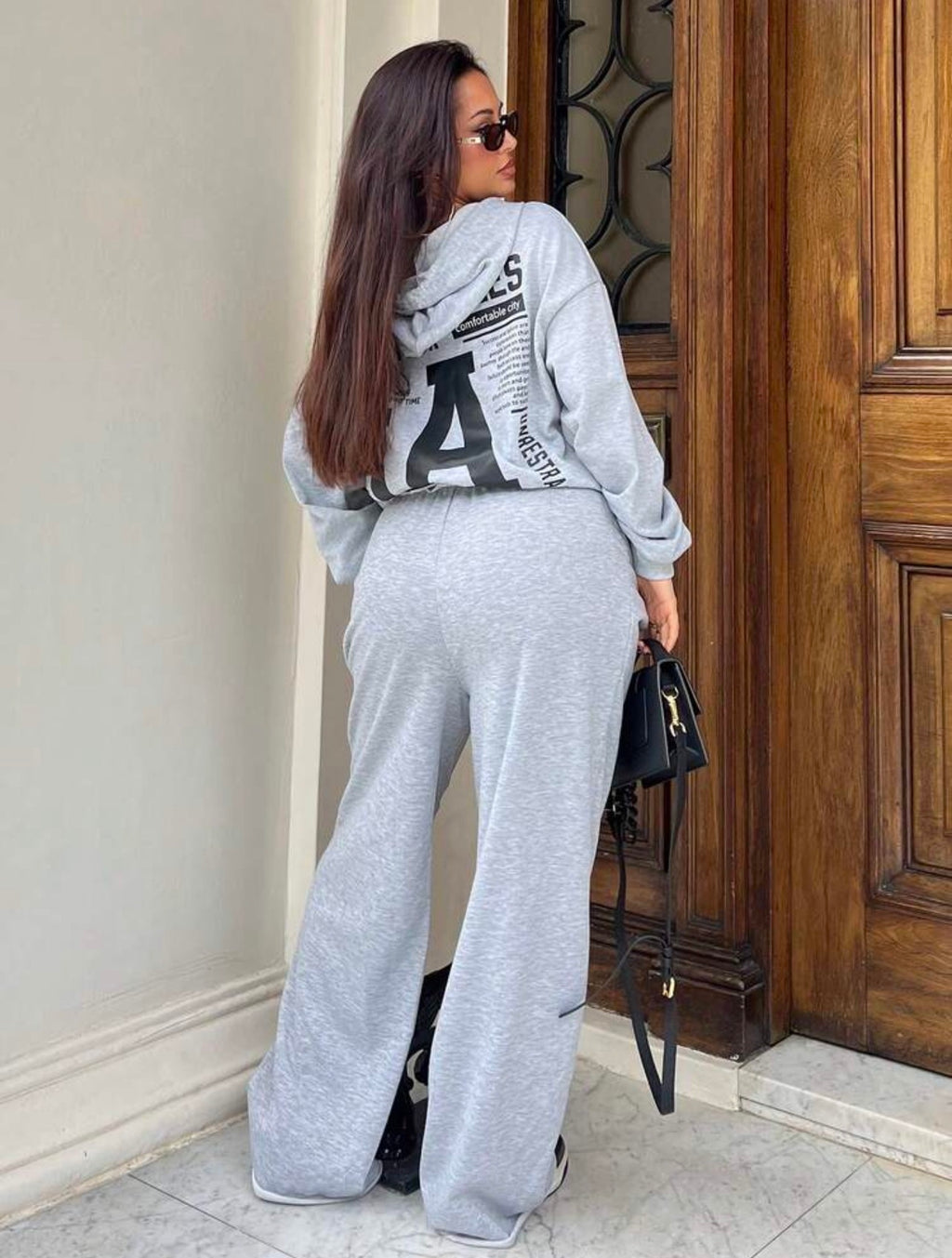 Women’s Elastic Waist Straight Baggy Pants – Casual Streetwear Essentials