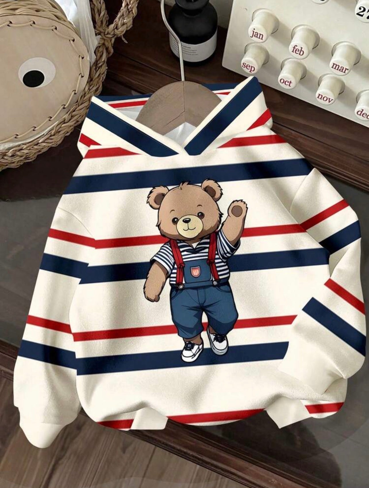 Women’s Collegiate Print Loose Fit Long Sleeve Sweatshirt – Casual Streetwear Style