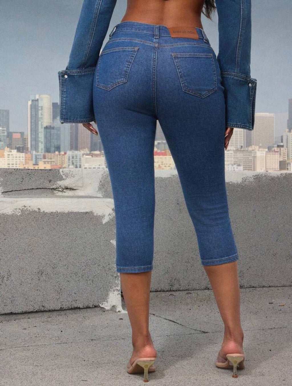 High Stretch Knit Denim Capri Pants for Women – Stylish Capri Jeans
