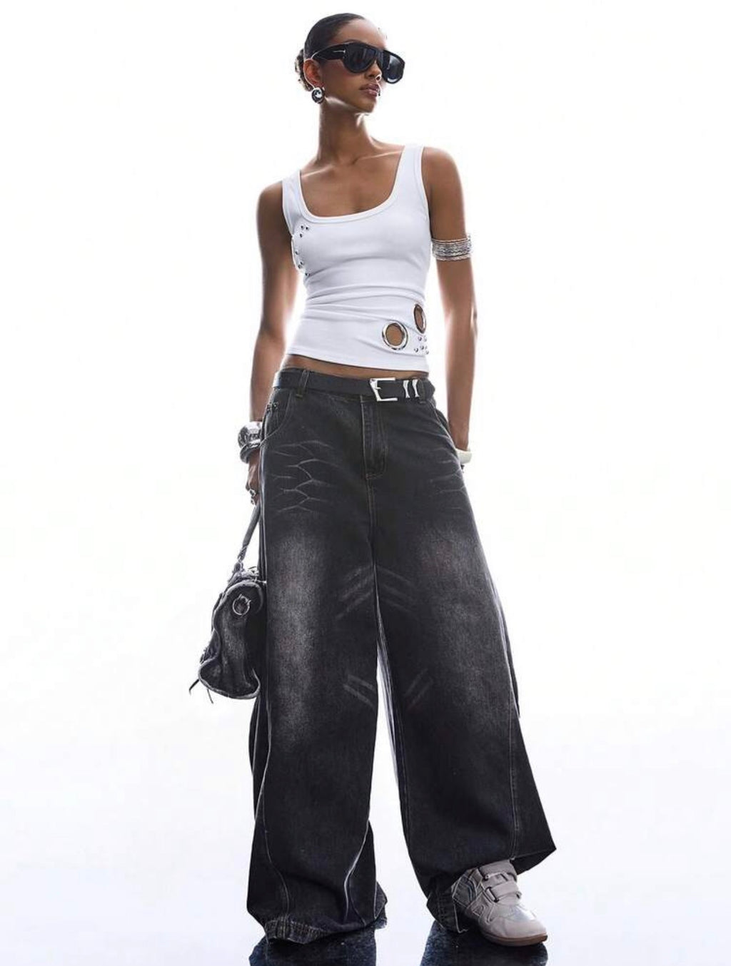Minimalist Metal-Detail Camisole Tank Top for Women – Casual Summer Sleeveless Top