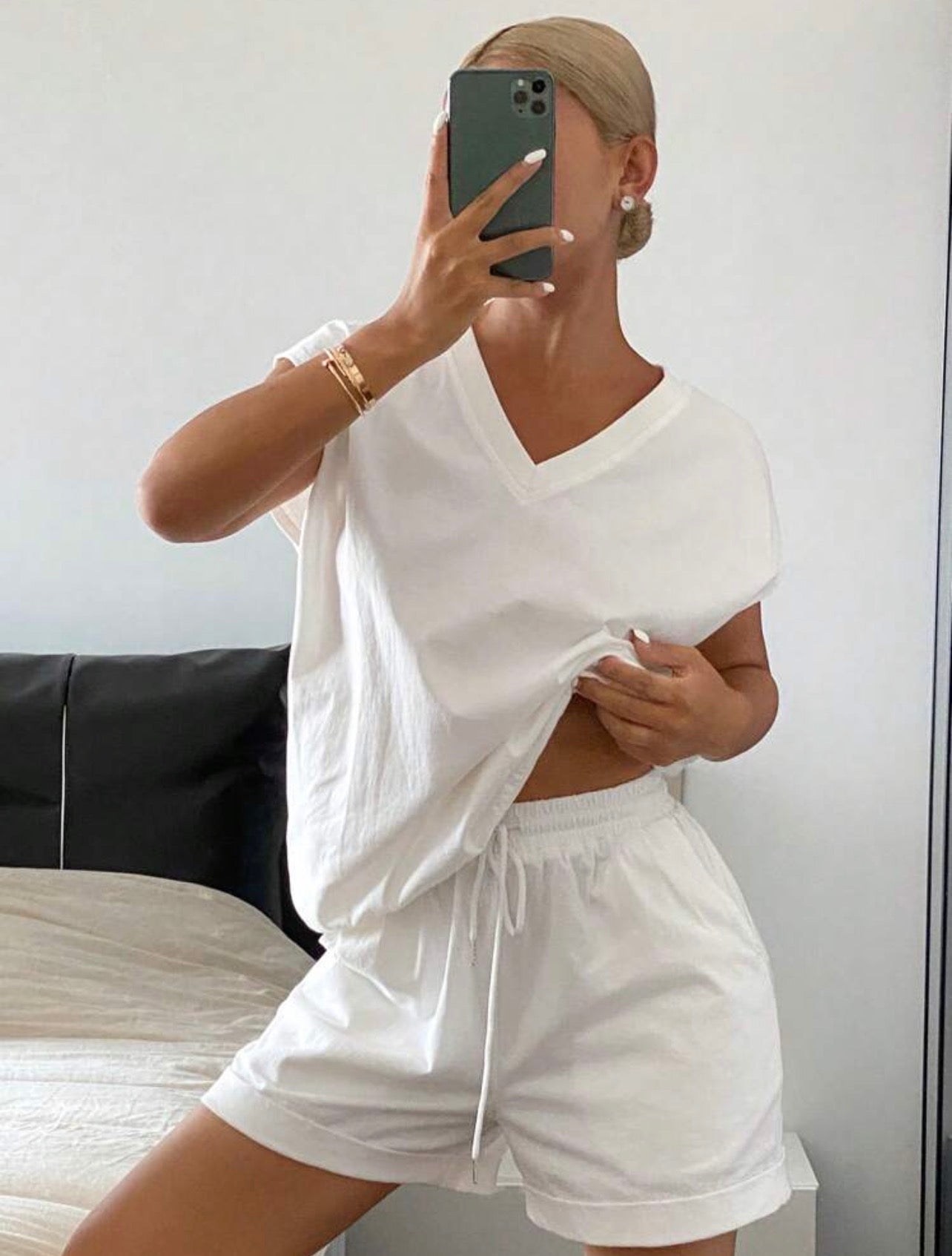 Women’s Solid Color Sleeveless Top & Shorts Two-Piece Loungewear Set
