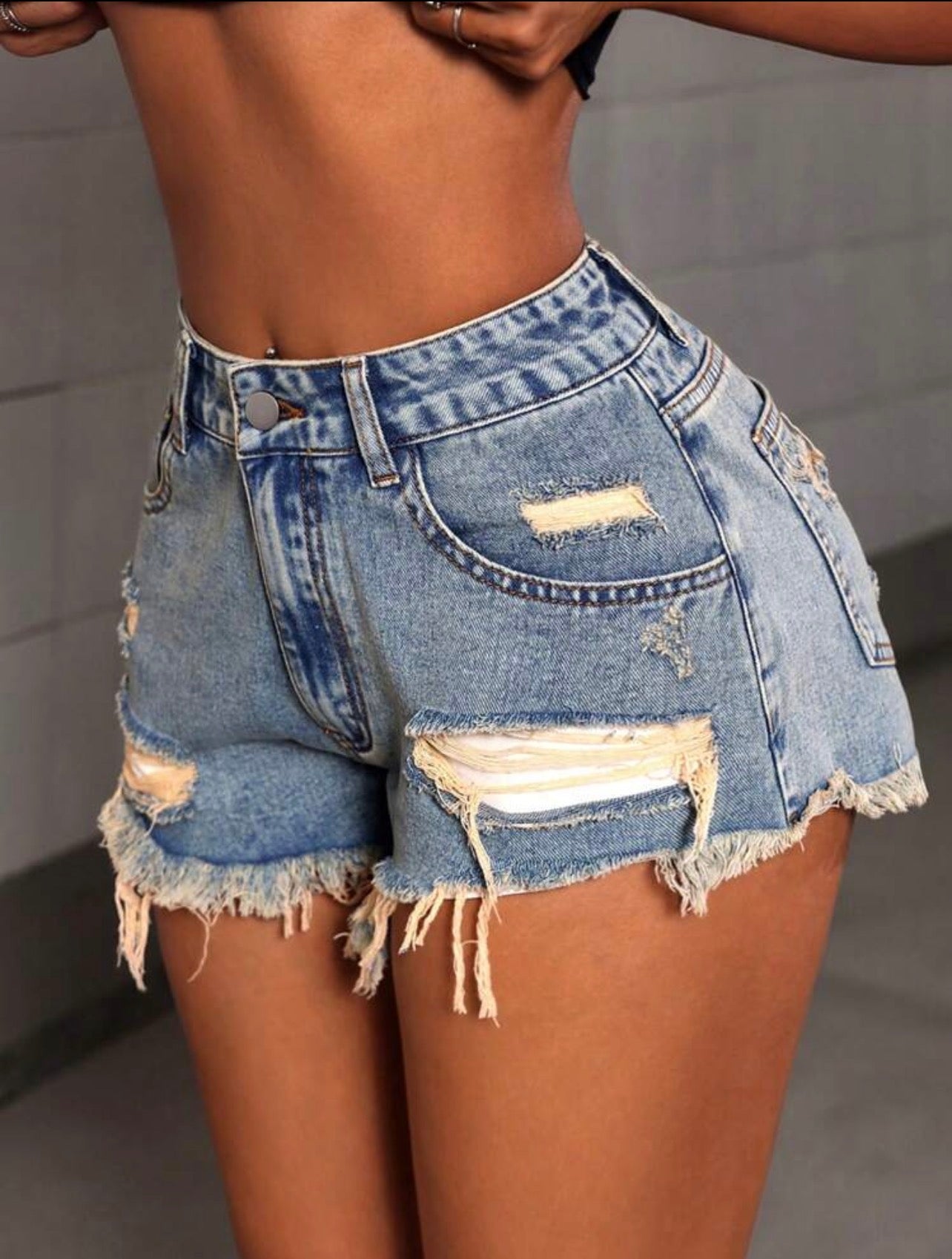 Women’s Simple Fashion Denim Shorts – Casual Summer Wear