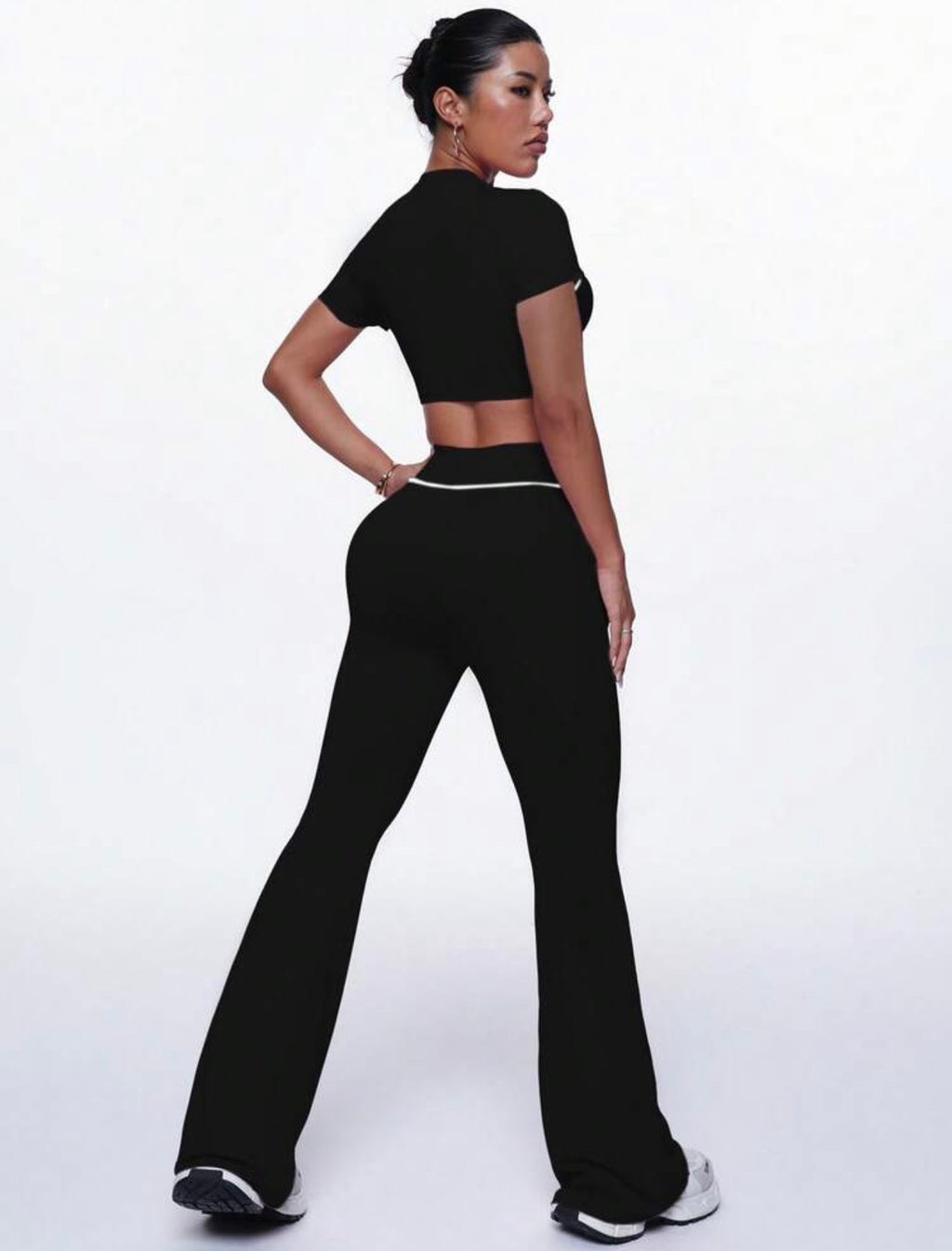 Women’s Color Block Short Sleeve Top & Flare Leggings Sports Set