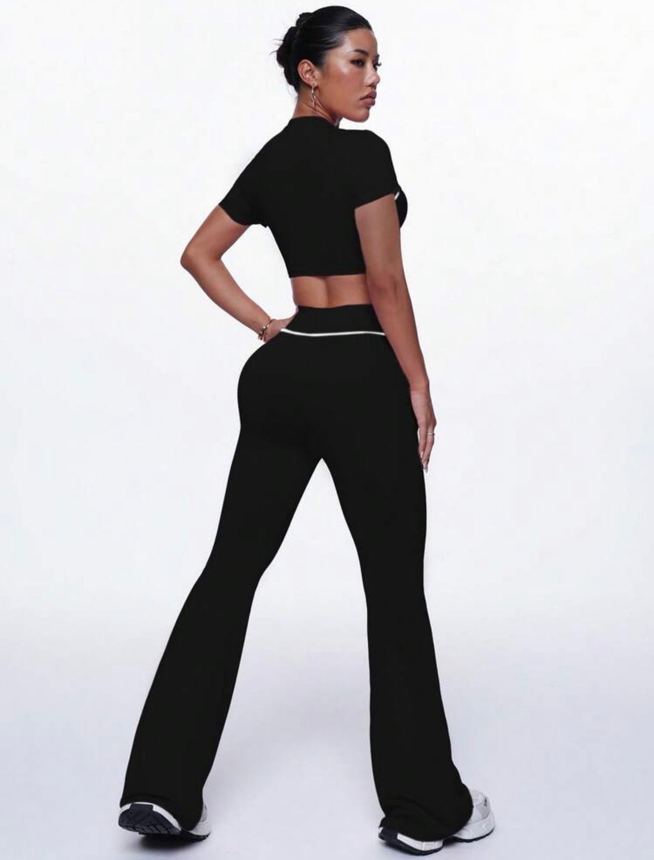 Women’s Color Block Short Sleeve Top & Flare Leggings Sports Set