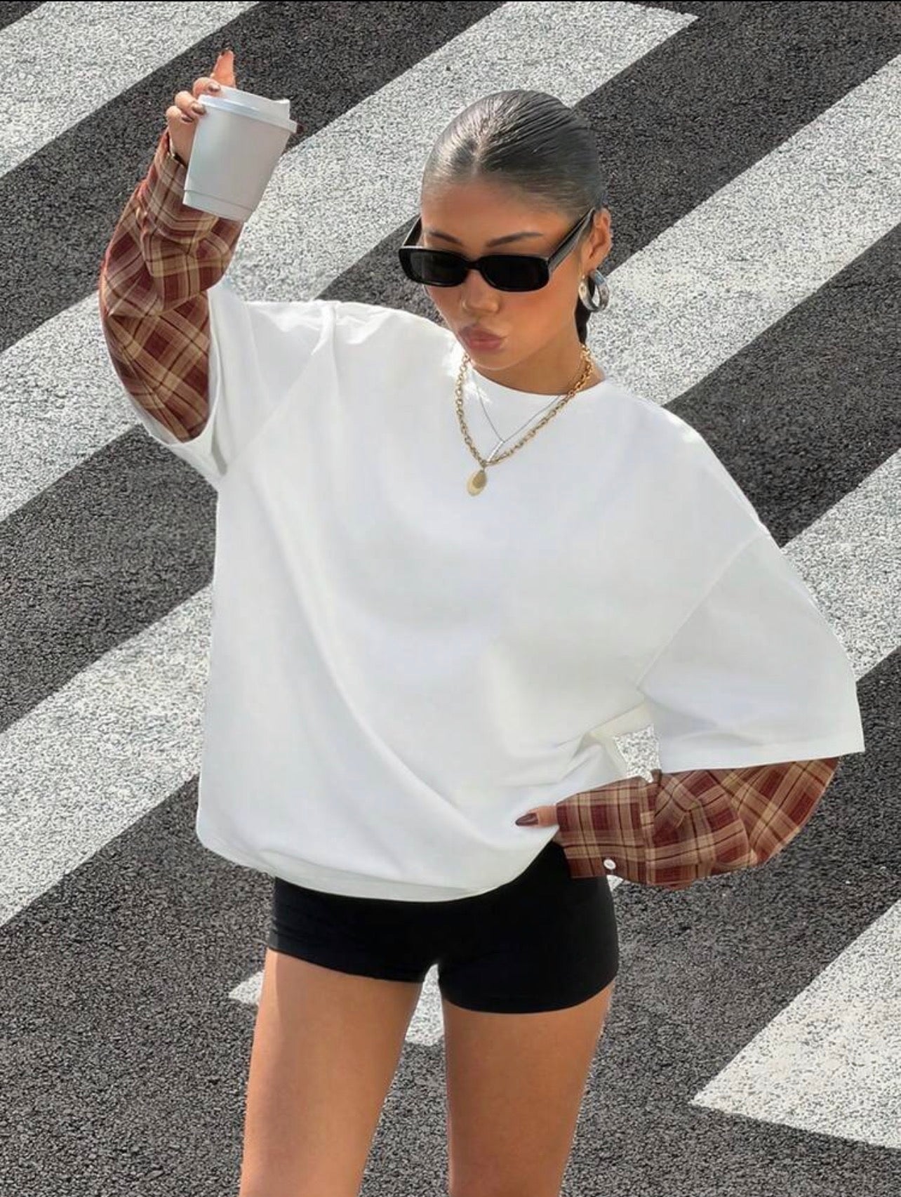Women’s Contrast Color Knit T-Shirt – Casual Short Sleeve Top