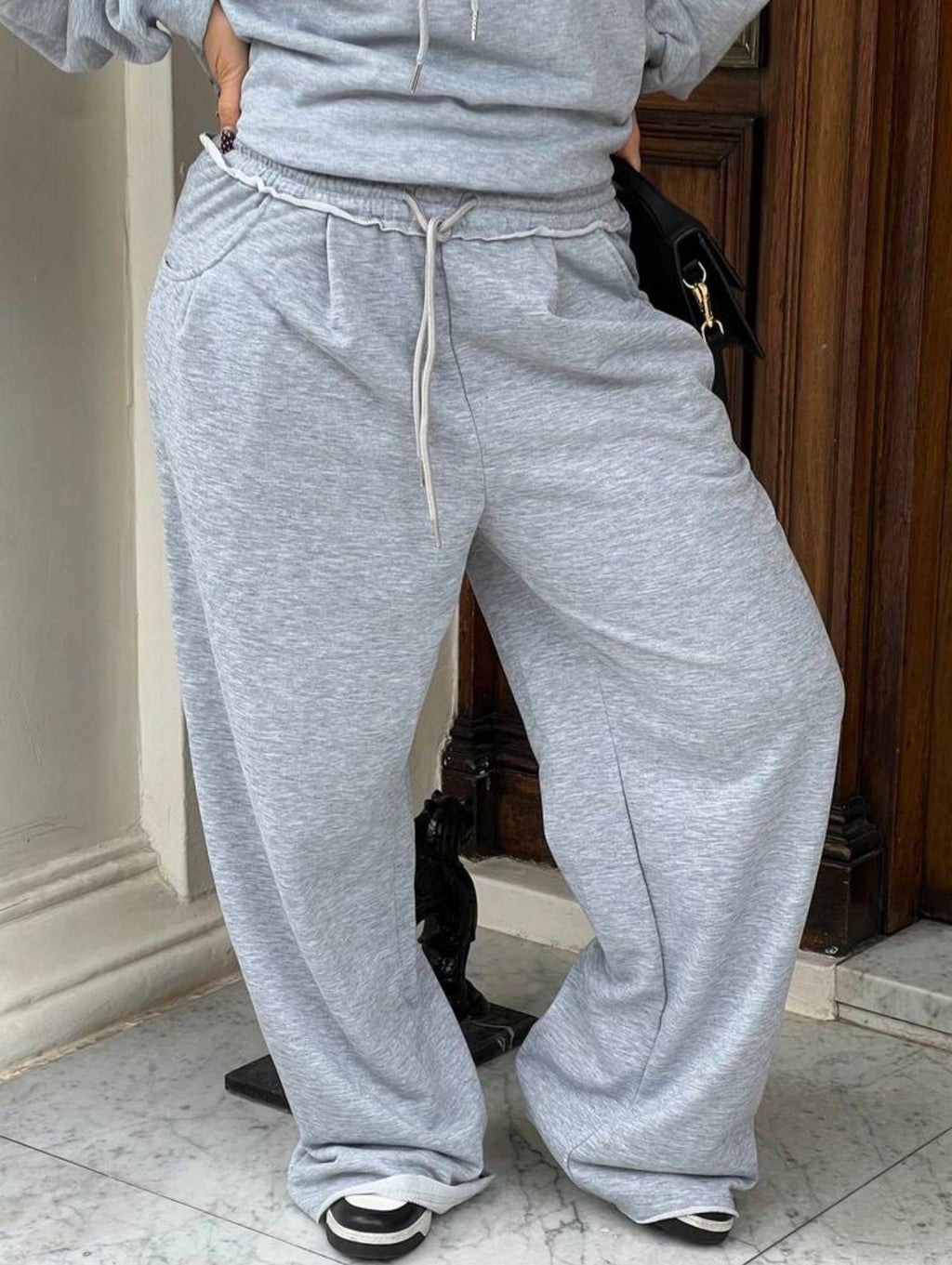 Women’s Elastic Waist Straight Baggy Pants – Casual Streetwear Essentials