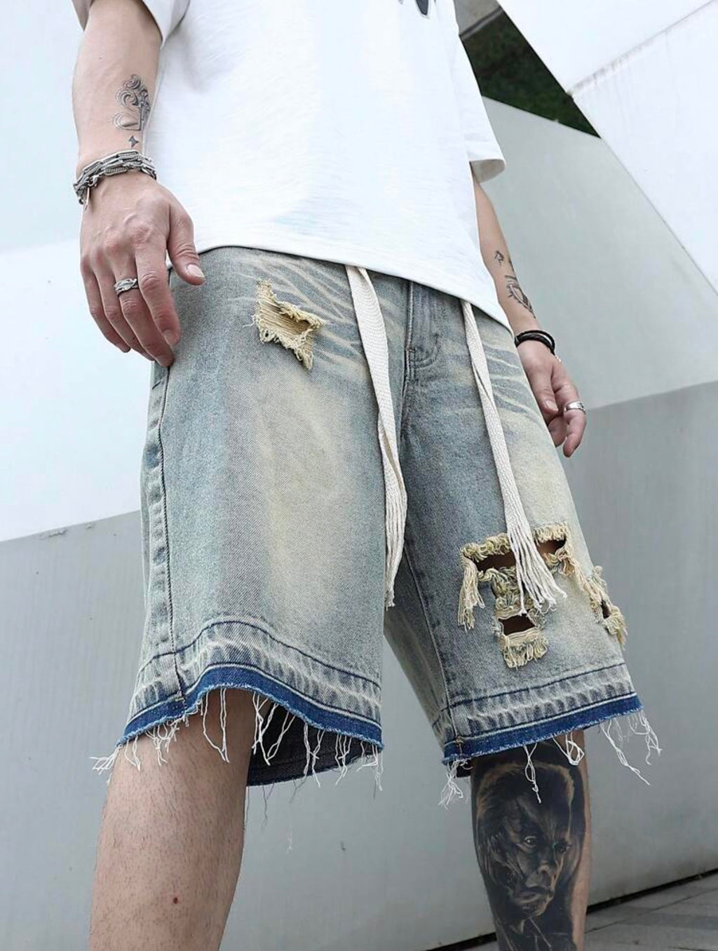 Men’s Ripped Frayed Raw Hem Oversized Denim Shorts – Baggy Distressed Streetwear Jorts