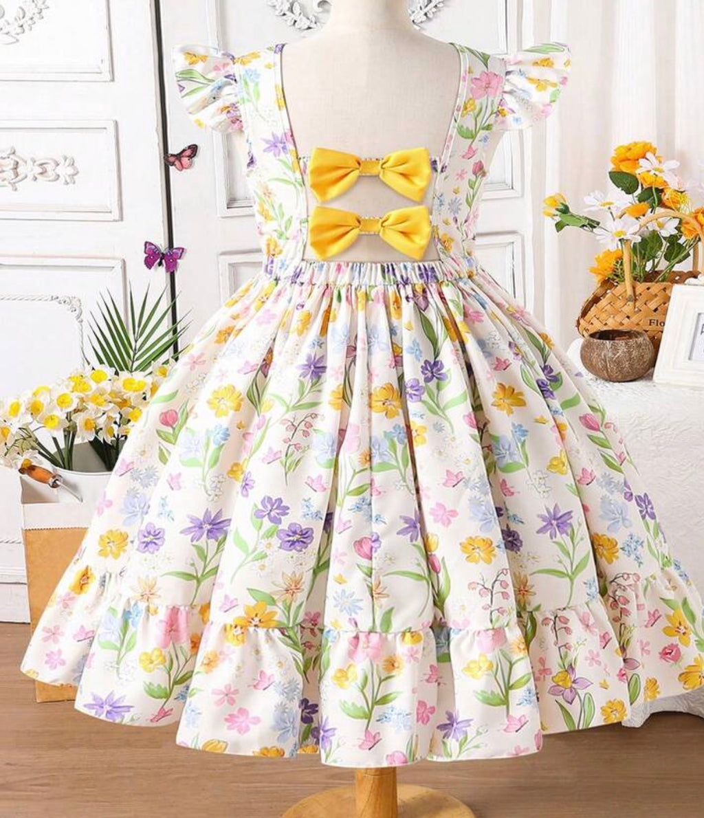 Girls Floral Print Flare Sleeve Hollow Back Ruffle Hem Party Dress