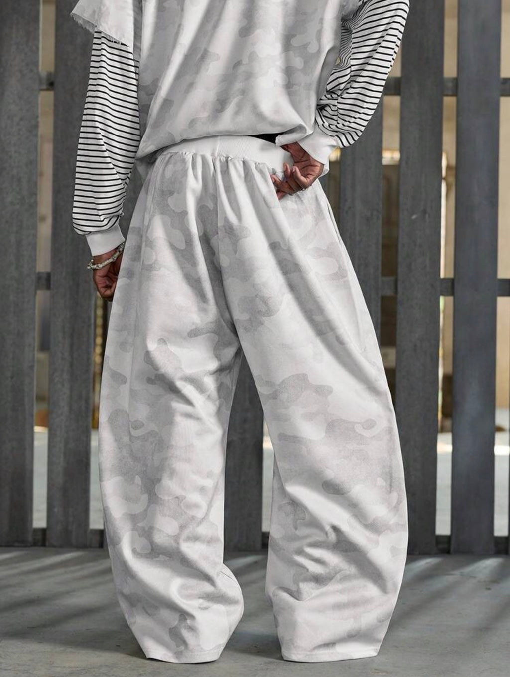 Men’s Striped Loose Fit Trousers – Sporty Streetwear Pants