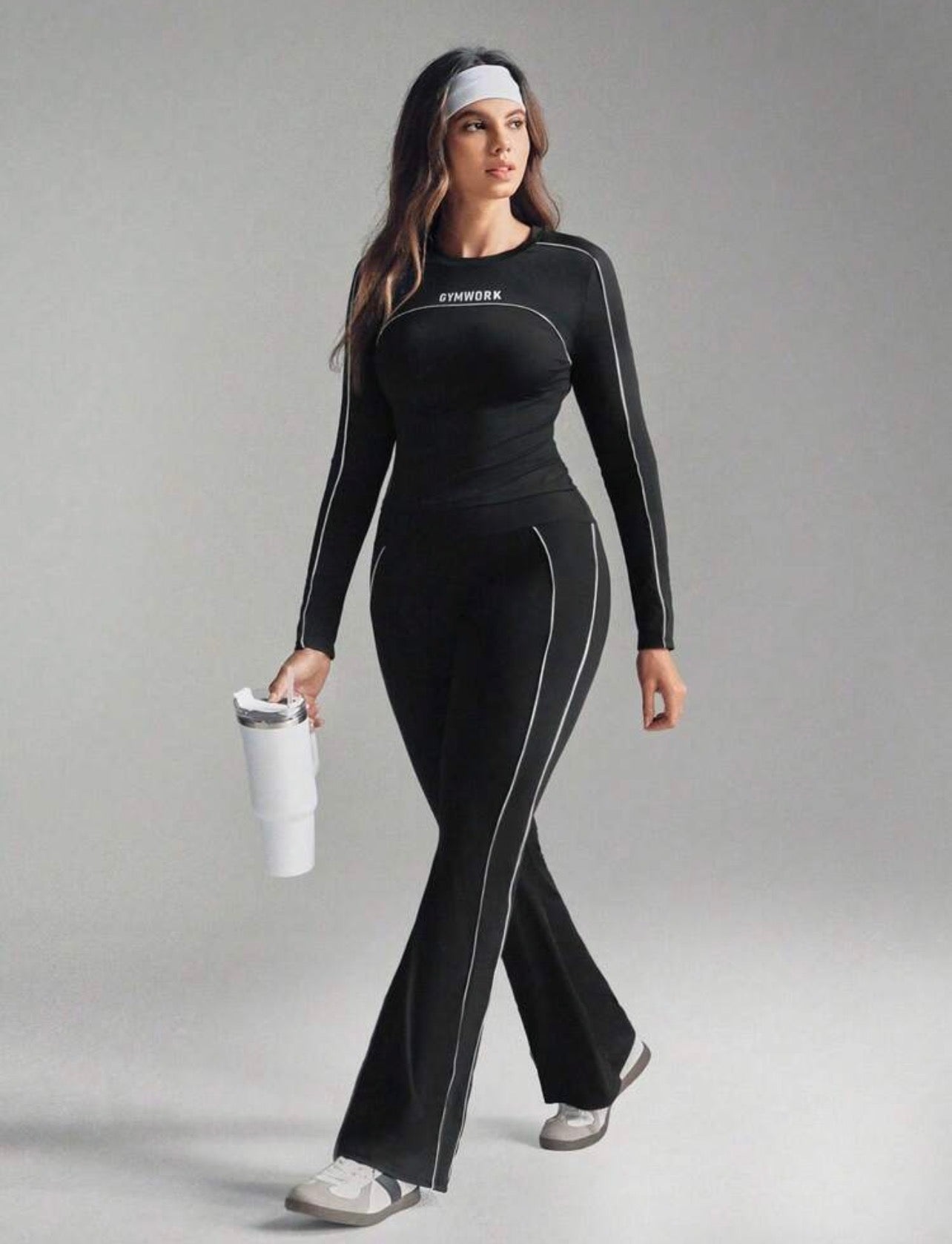 Women’s Plus Size Black & White Long Sleeve Yoga Workout Set