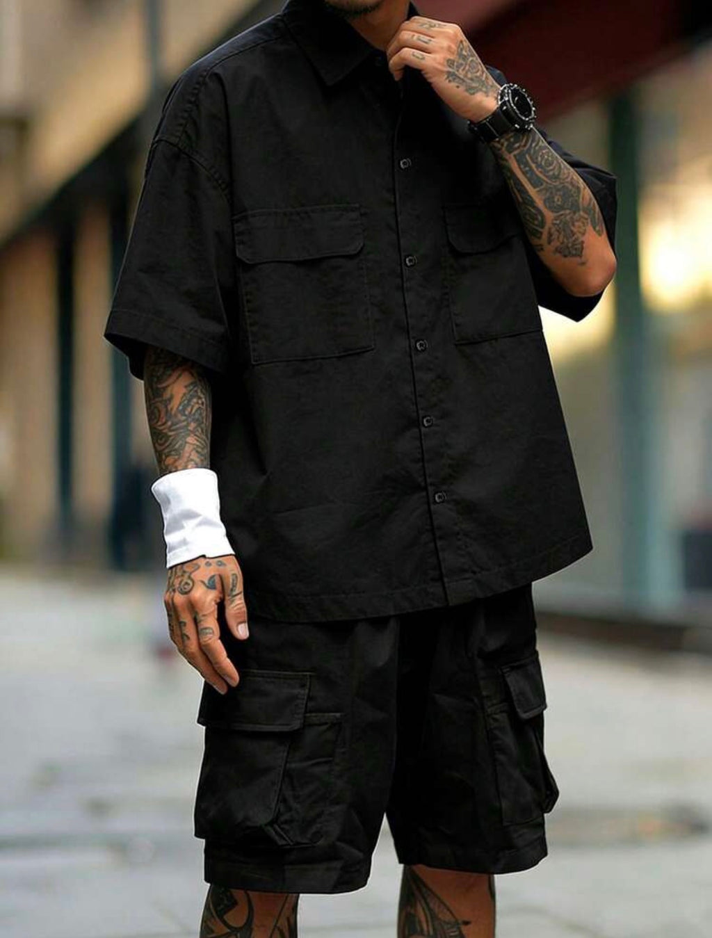 Men’s Short Sleeve Shirt & Shorts Two-Piece Set – Streetwear Outfit with Patch Detail