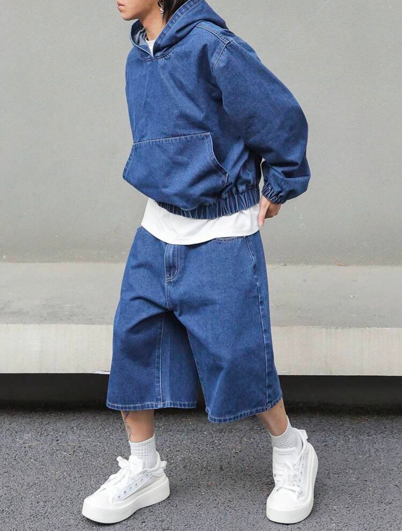 Men’s Hooded Denim Top & Denim Pants Two-Piece Set – Casual Streetwear Outfit