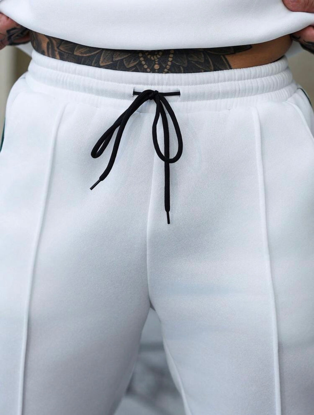 Men’s Fleece Thermal Lined Sweatshirt & Drawstring Sweatpants Two-Piece Set – Contrast Trim Casual Outfit