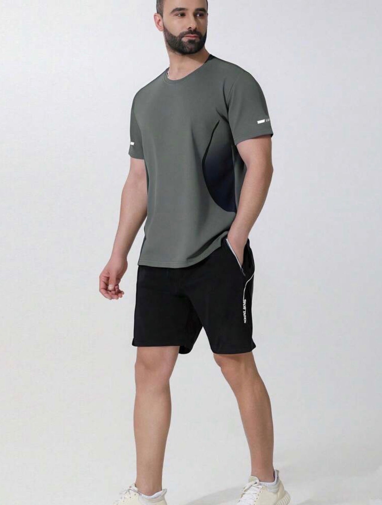 Men’s solid color sports two-piece set, short sleeve top and shorts, casual summer outfit for jogging, workouts, hiking, and outdoor activities.