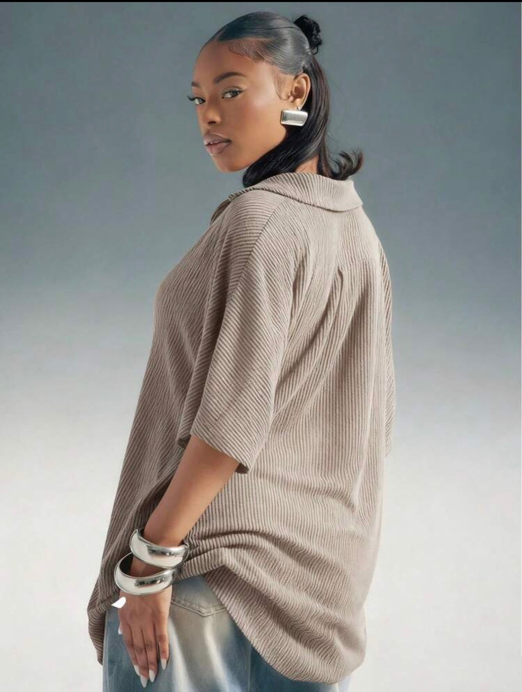 Women’s Plunge Neck Collared Oversized Short Sleeve Top – Casual Fashion Wear