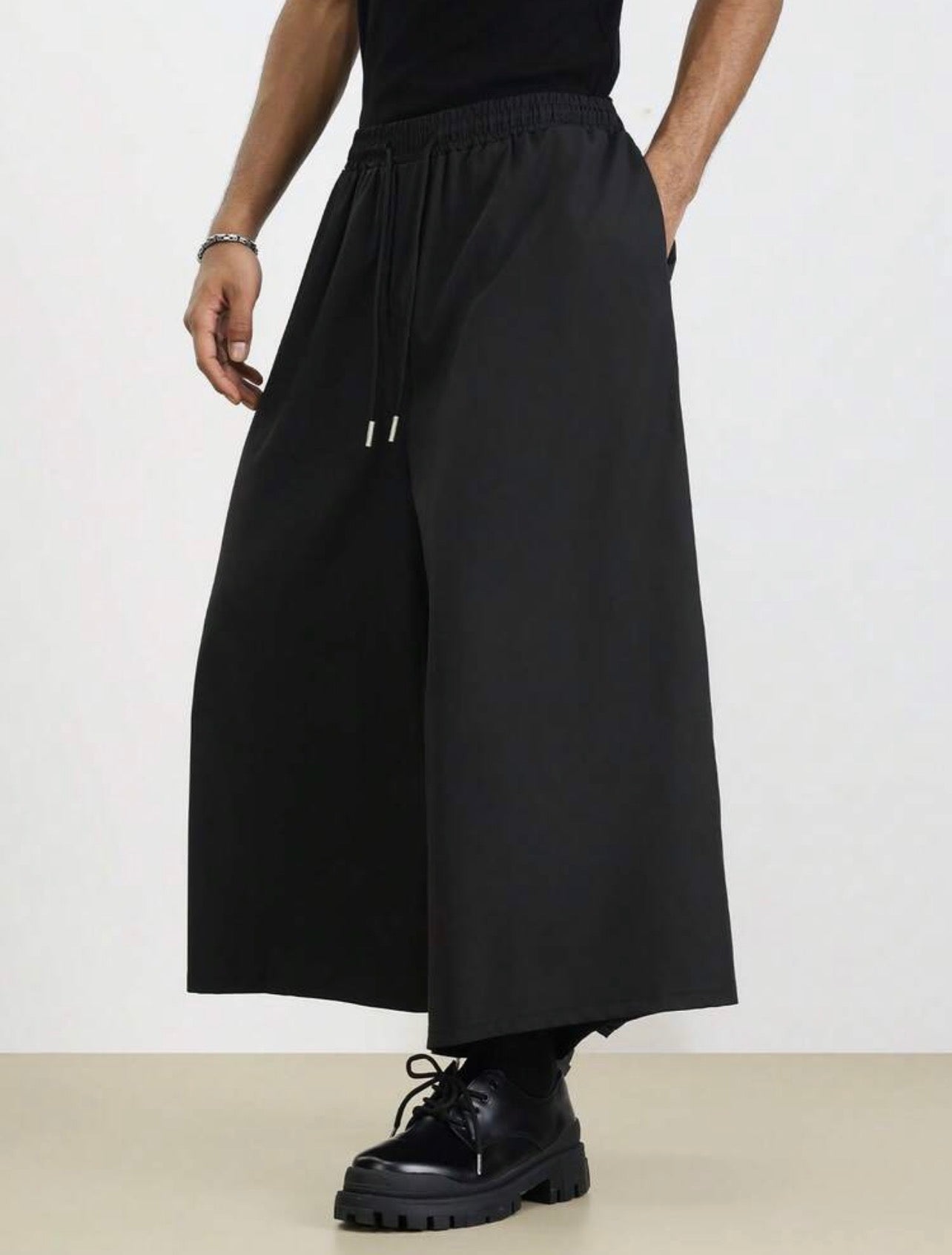 Men’s Oversized Baggy Cargo Pants with Flap Pockets & Drawstring Waist – Casual Streetwear Trousers
