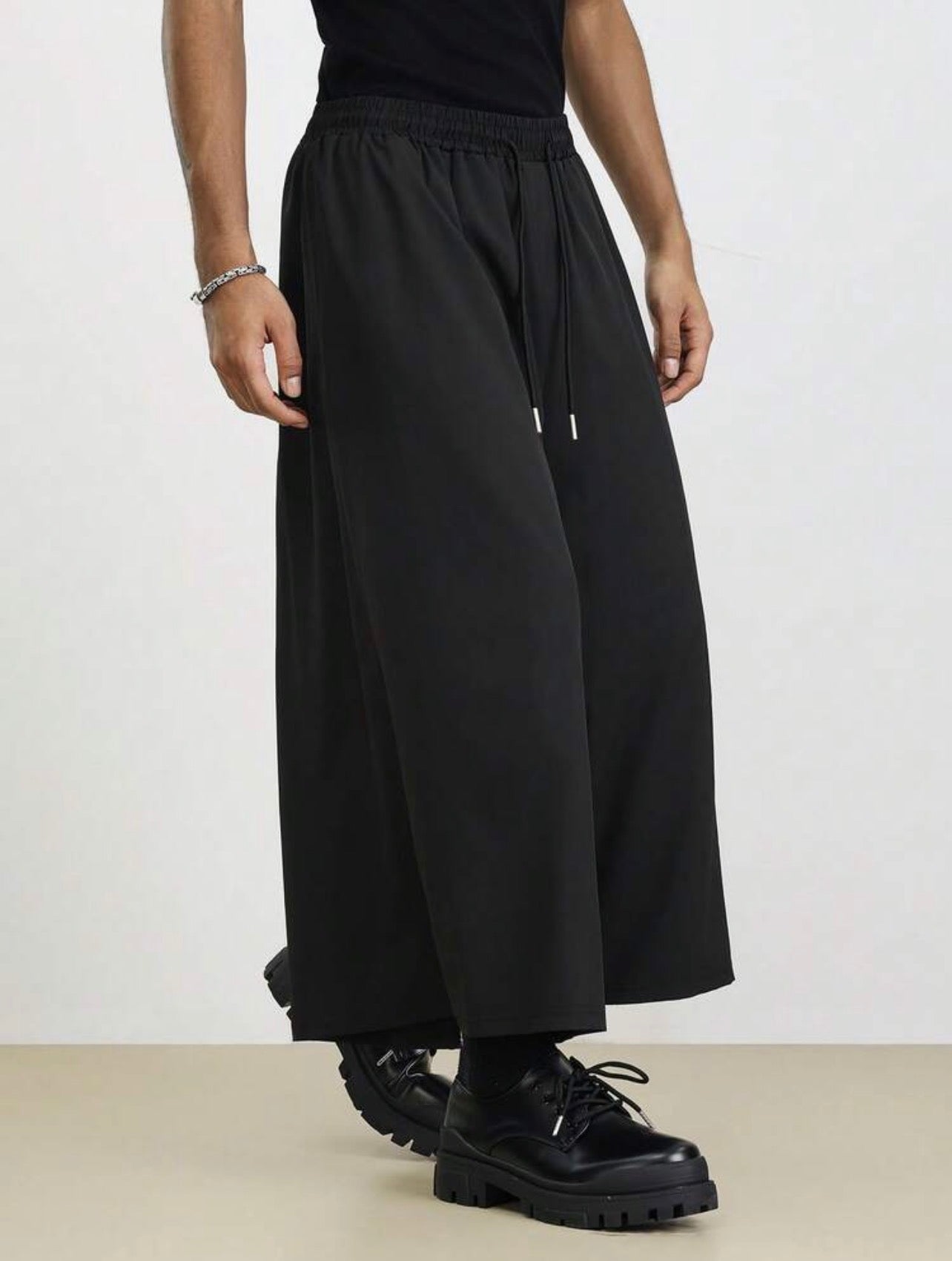 Men’s Oversized Baggy Cargo Pants with Flap Pockets & Drawstring Waist – Casual Streetwear Trousers