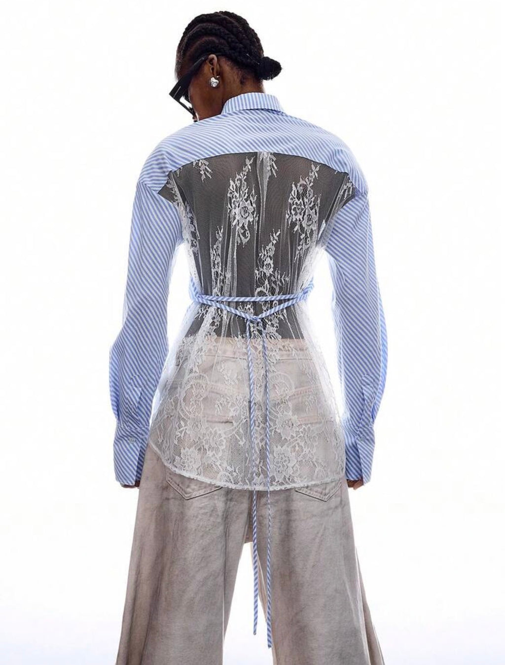 Women’s Minimalist Blue Striped Button-Front Long Sleeve Shirt – Casual Commuter Blouse