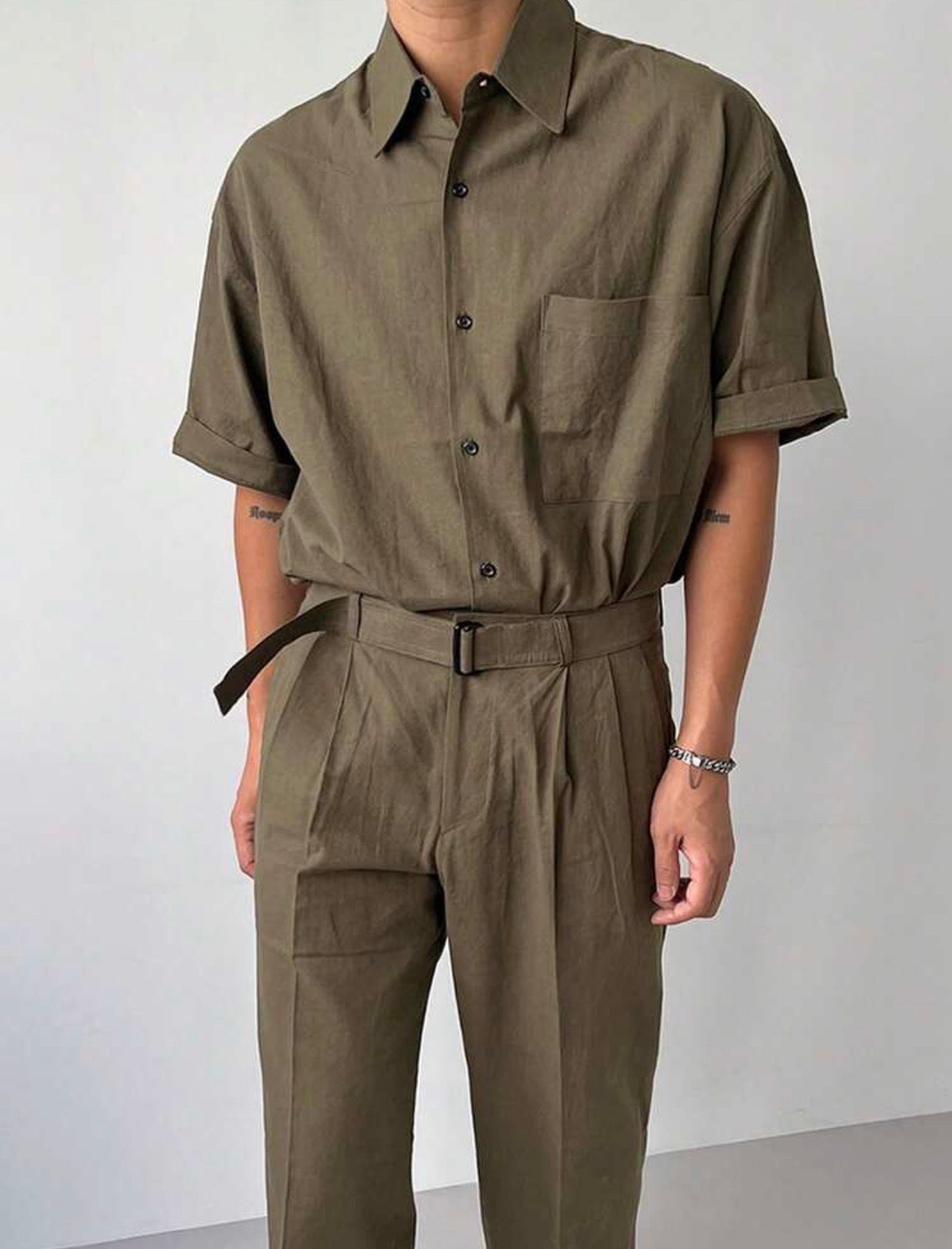 Men’s Short Sleeve Shirt & Pants Two-Piece Set – Casual Summer Outfit