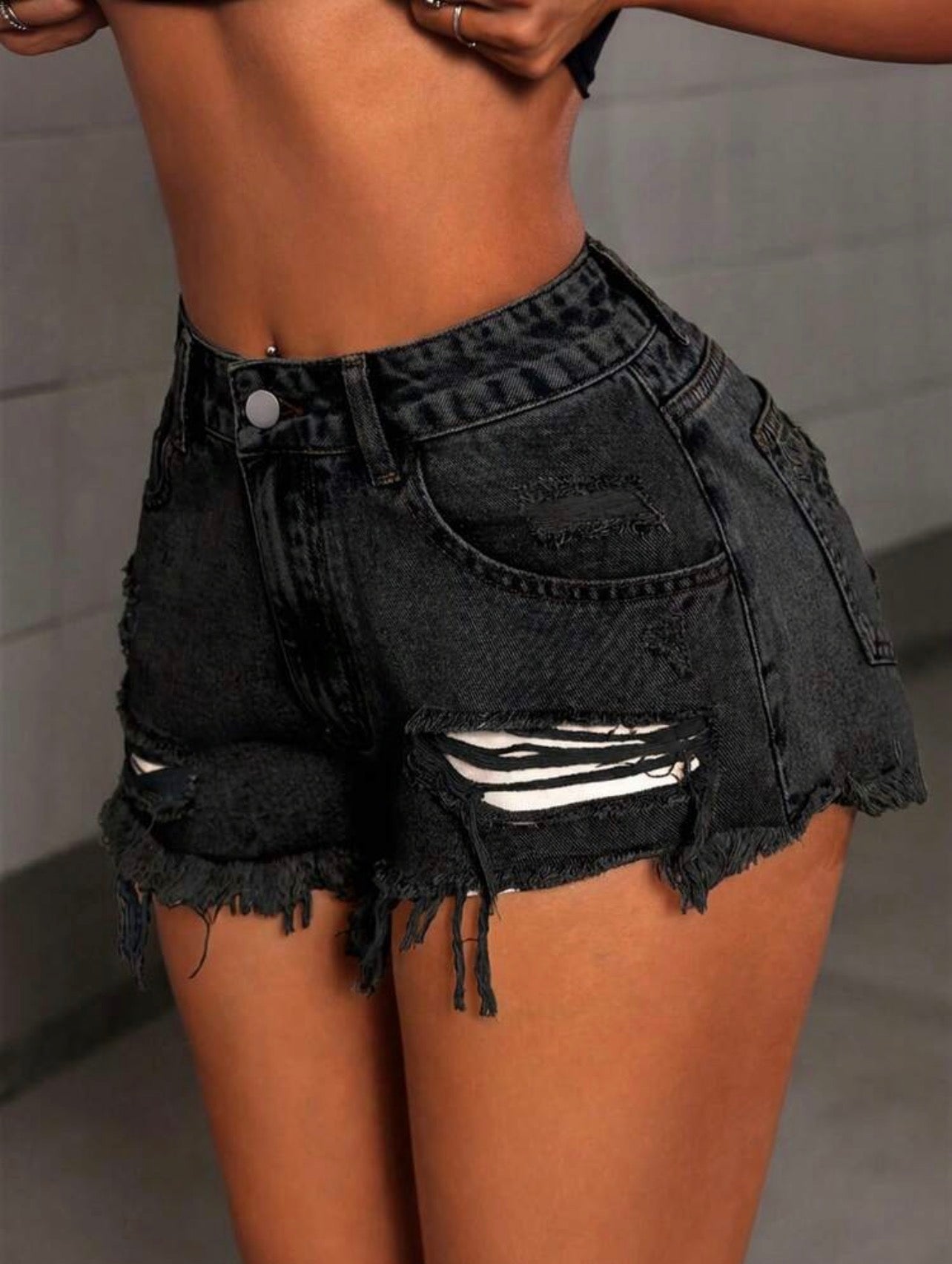 Women’s Simple Fashion Denim Shorts – Casual Summer Wear