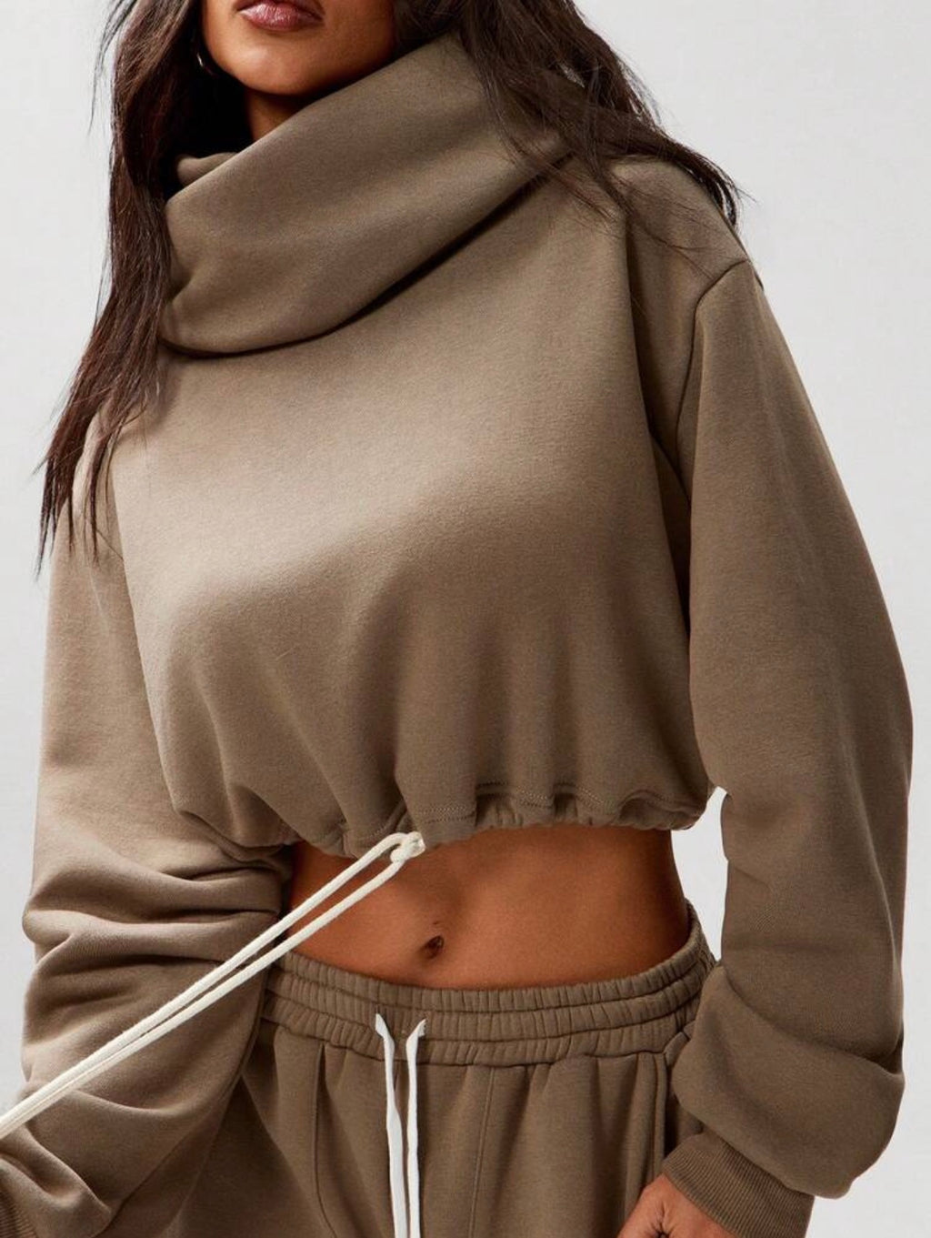 Women’s High Neck Barrel Sleeve Cropped Sweatshirt – Cozy Streetwear Top