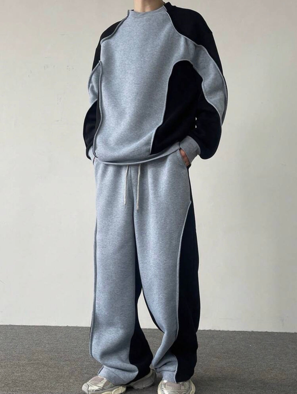 Men’s Contrast Color Long Sleeve Sweatshirt & Sweatpants Two-Piece Set – Casual Cozy Outfit
