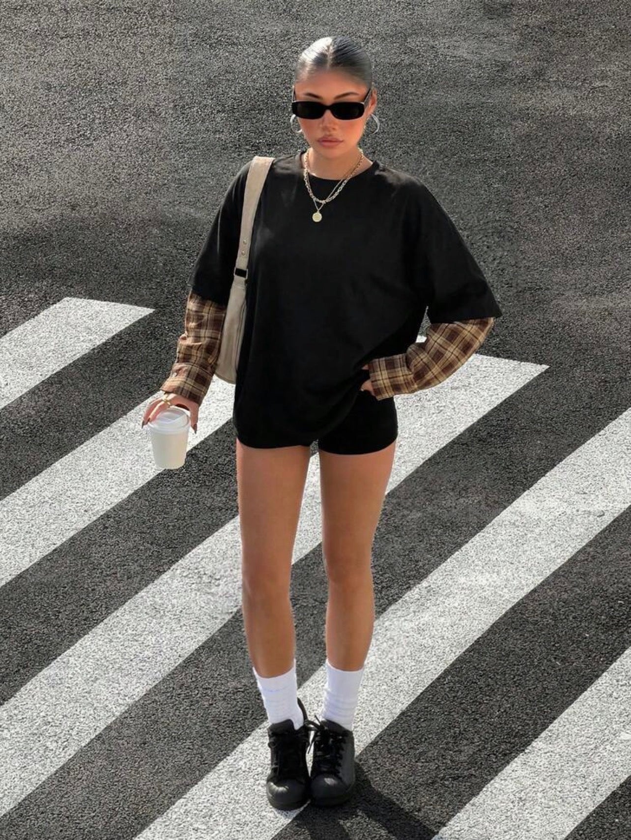 Women’s Contrast Color Knit T-Shirt – Casual Short Sleeve Top