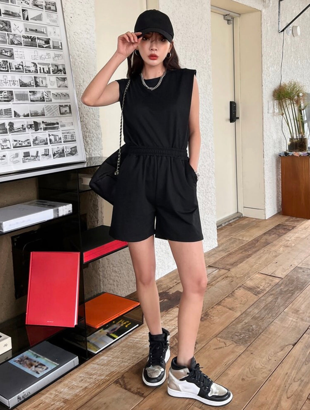 Women’s Shoulder Pad Tank Top & Slant Pocket Shorts Two-Piece Summer Set