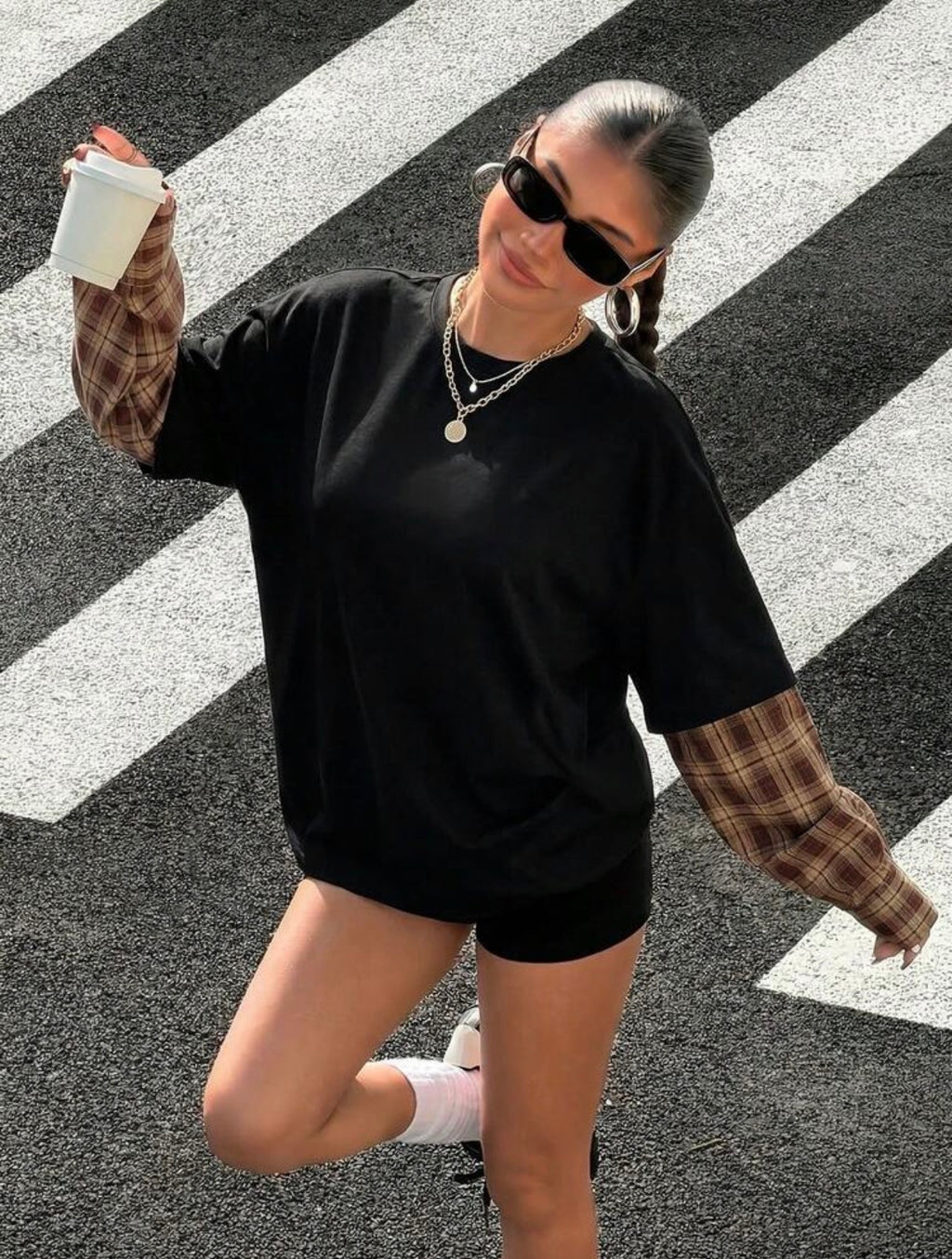 Women’s Contrast Color Knit T-Shirt – Casual Short Sleeve Top