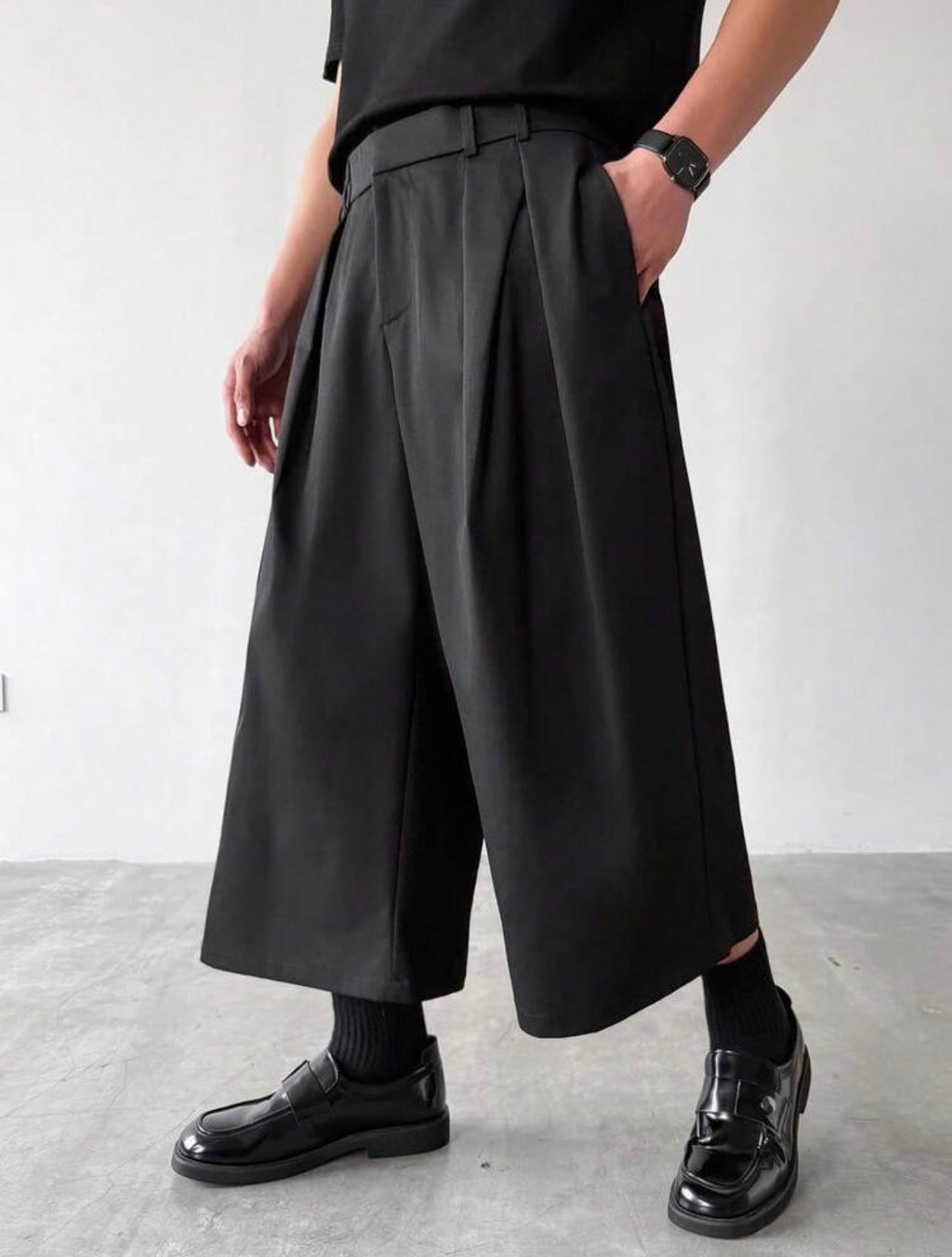 Men’s Black Baggy Wide Leg Woven Capri Pants – Casual Loose Fit Streetwear Trousers