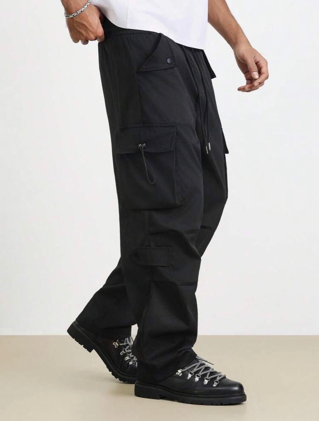 Men’s Oversized Baggy Cargo Pants with Flap Pockets & Drawstring Waist – Casual Streetwear Trousers