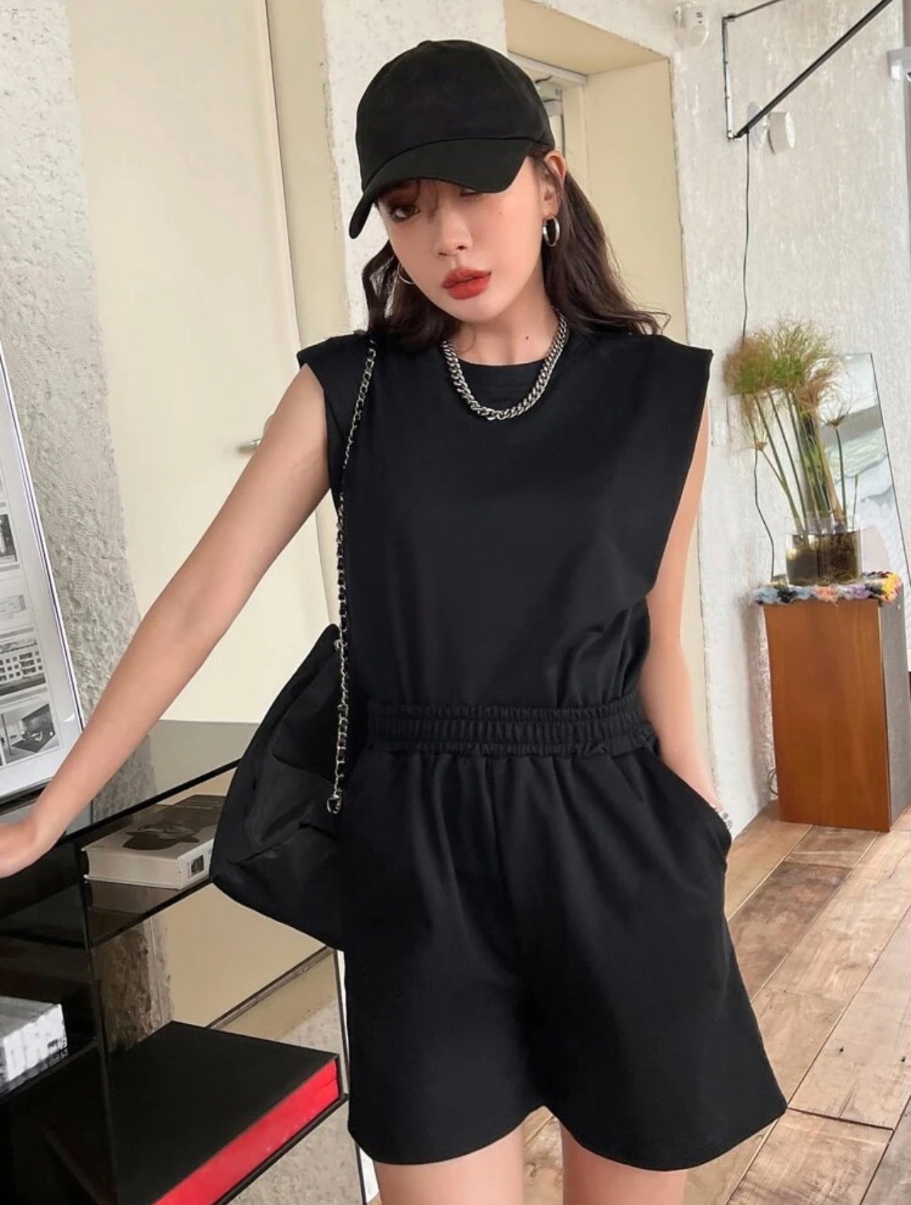 Women’s Shoulder Pad Tank Top & Slant Pocket Shorts Two-Piece Summer Set