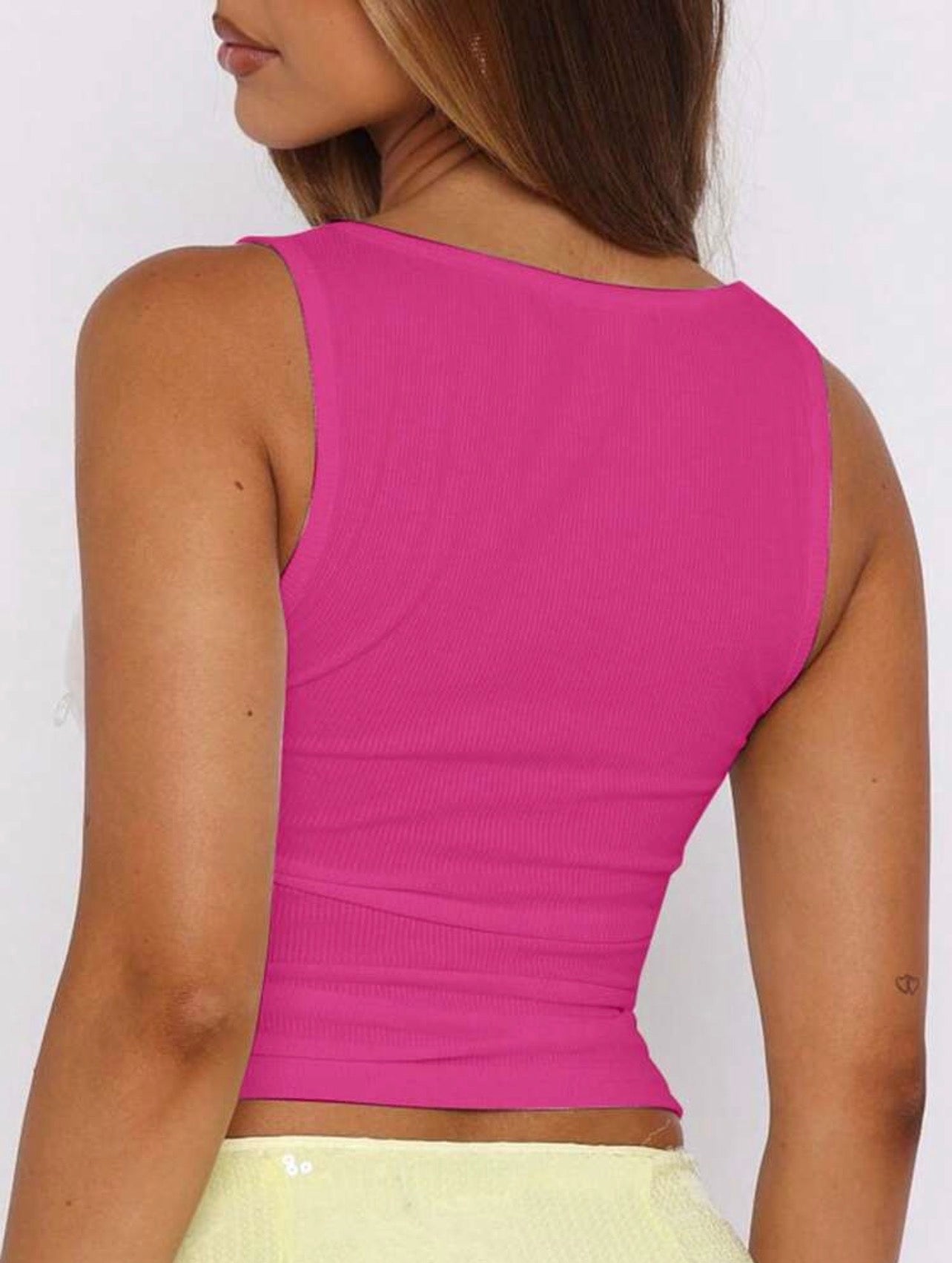 Women’s Cropped Ribbed Camisole Tank Top with Diamond Detail – Casual Summer Sleeveless Top