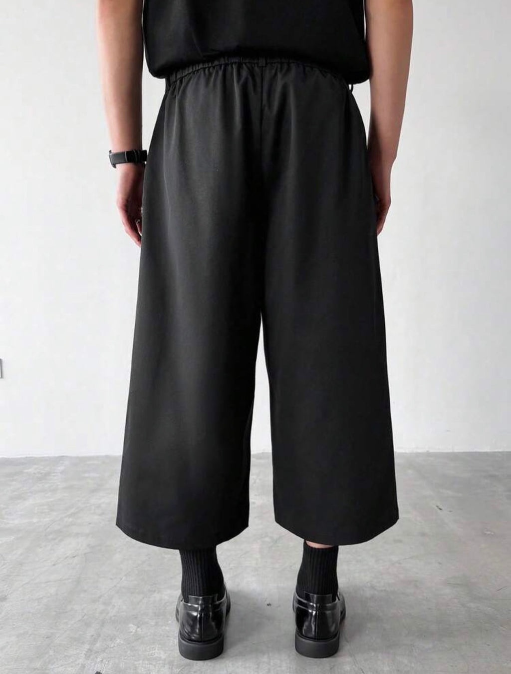 Men’s Black Baggy Wide Leg Woven Capri Pants – Casual Loose Fit Streetwear Trousers