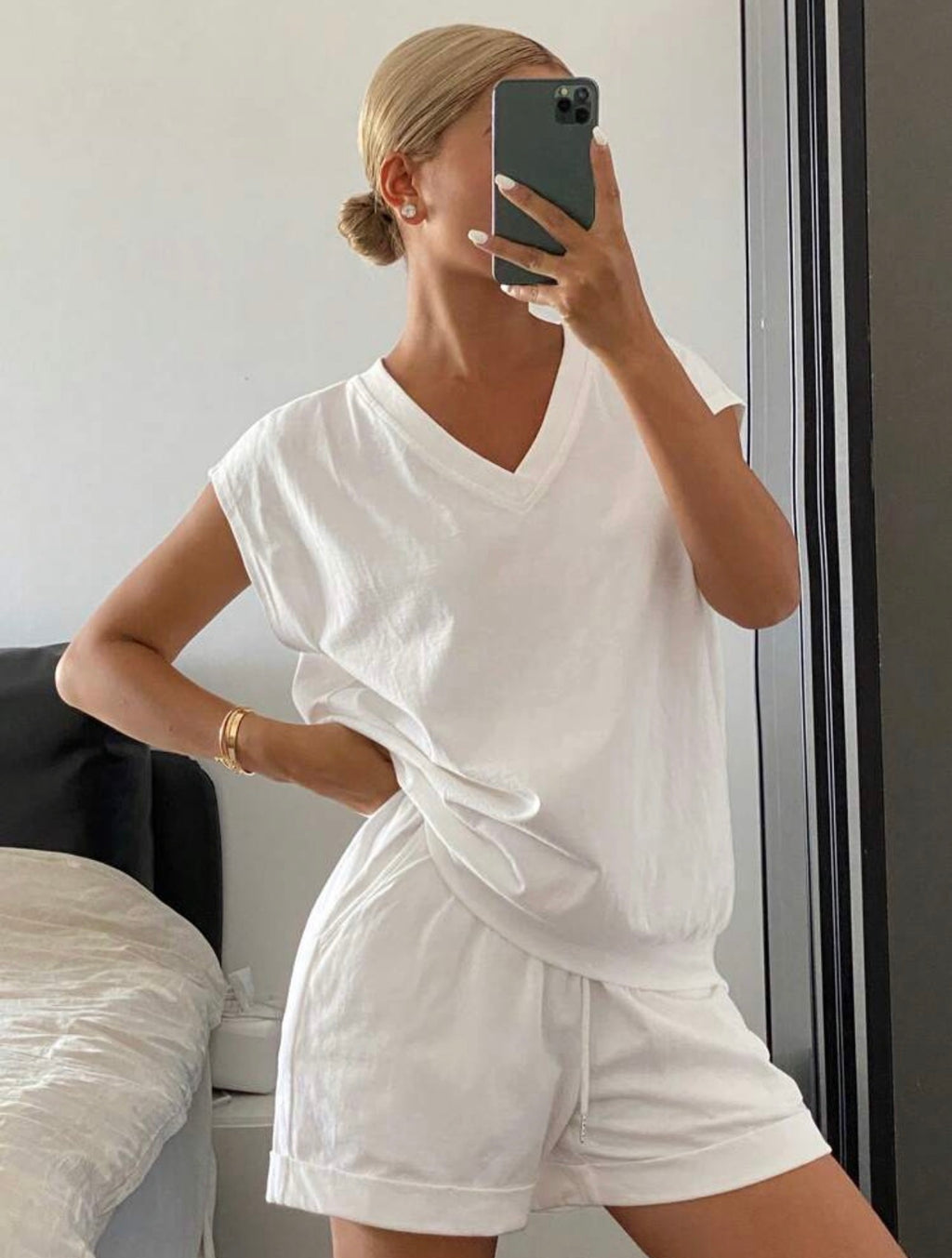 Women’s Solid Color Sleeveless Top & Shorts Two-Piece Loungewear Set