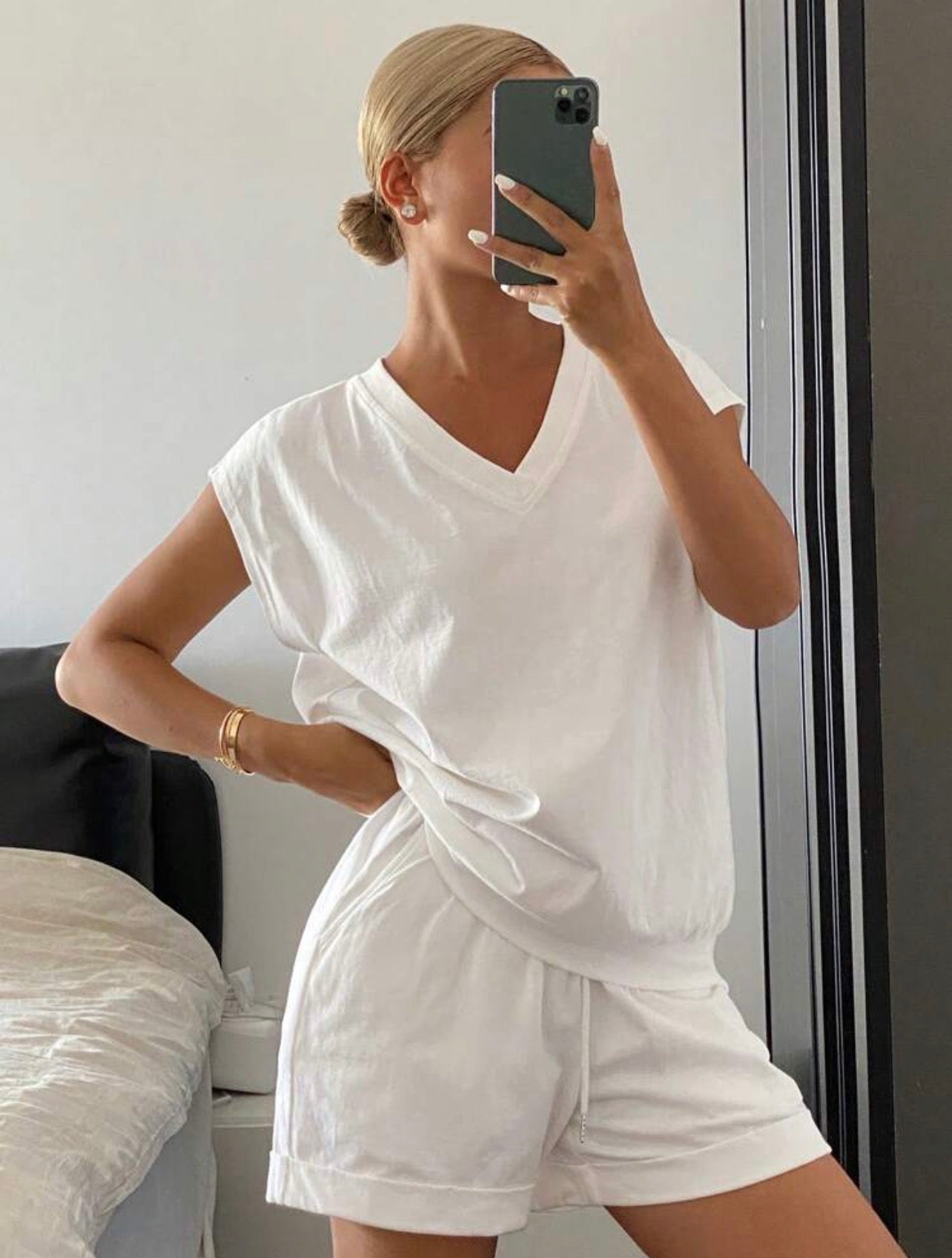 Women’s Solid Color Sleeveless Top & Shorts Two-Piece Loungewear Set
