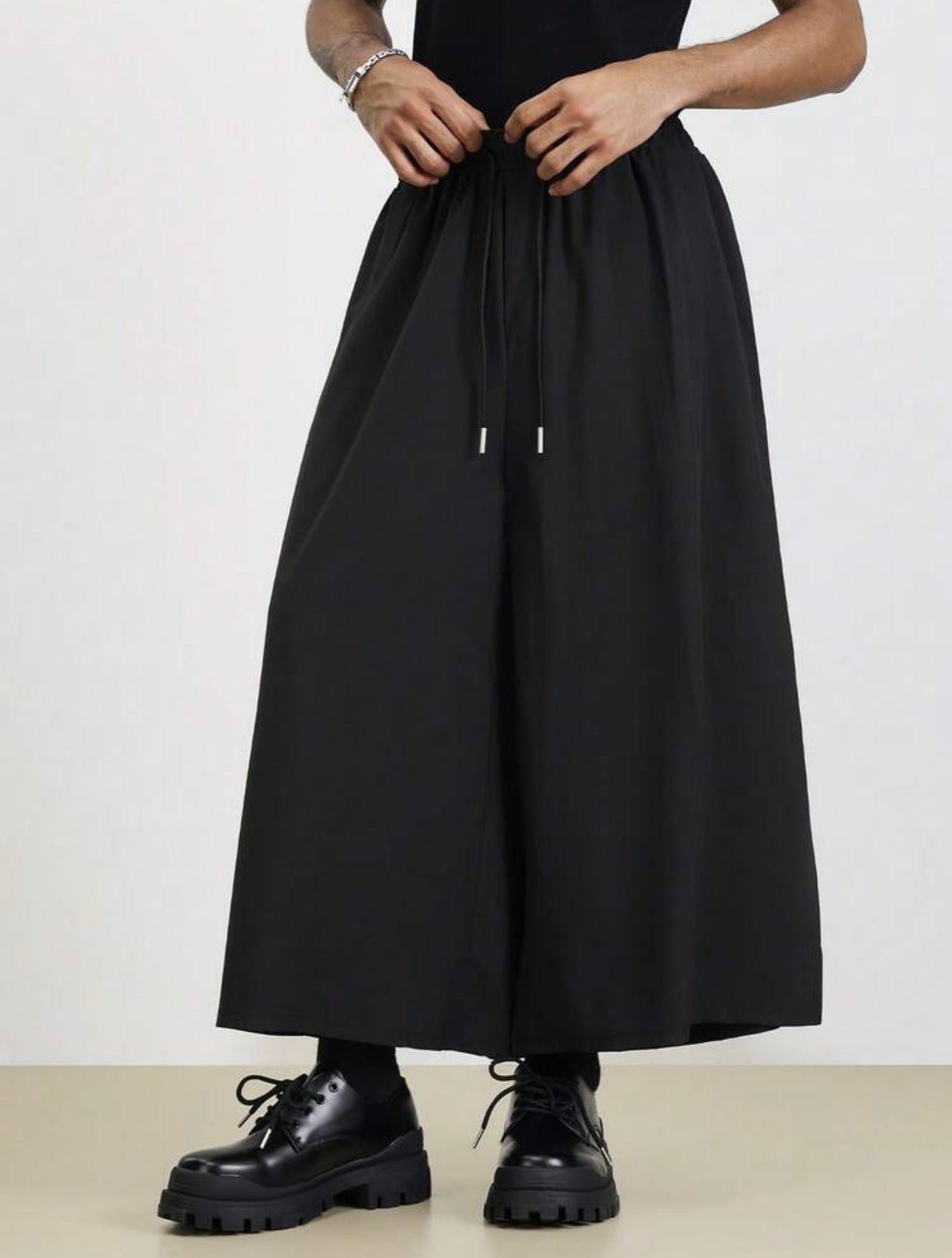 Men’s Oversized Baggy Cargo Pants with Flap Pockets & Drawstring Waist – Casual Streetwear Trousers