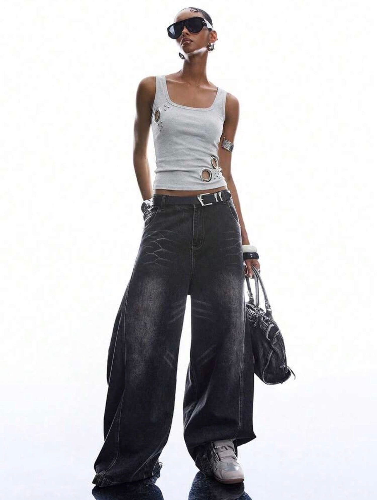 Minimalist Metal-Detail Camisole Tank Top for Women – Casual Summer Sleeveless Top