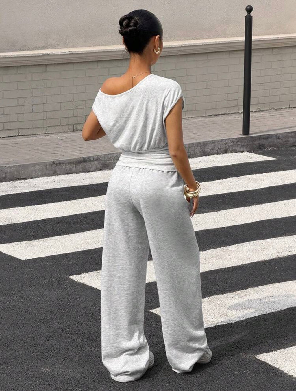 Women’s Asymmetrical Shoulder Cinched Waist Top & Loose Pants Two-Piece Set